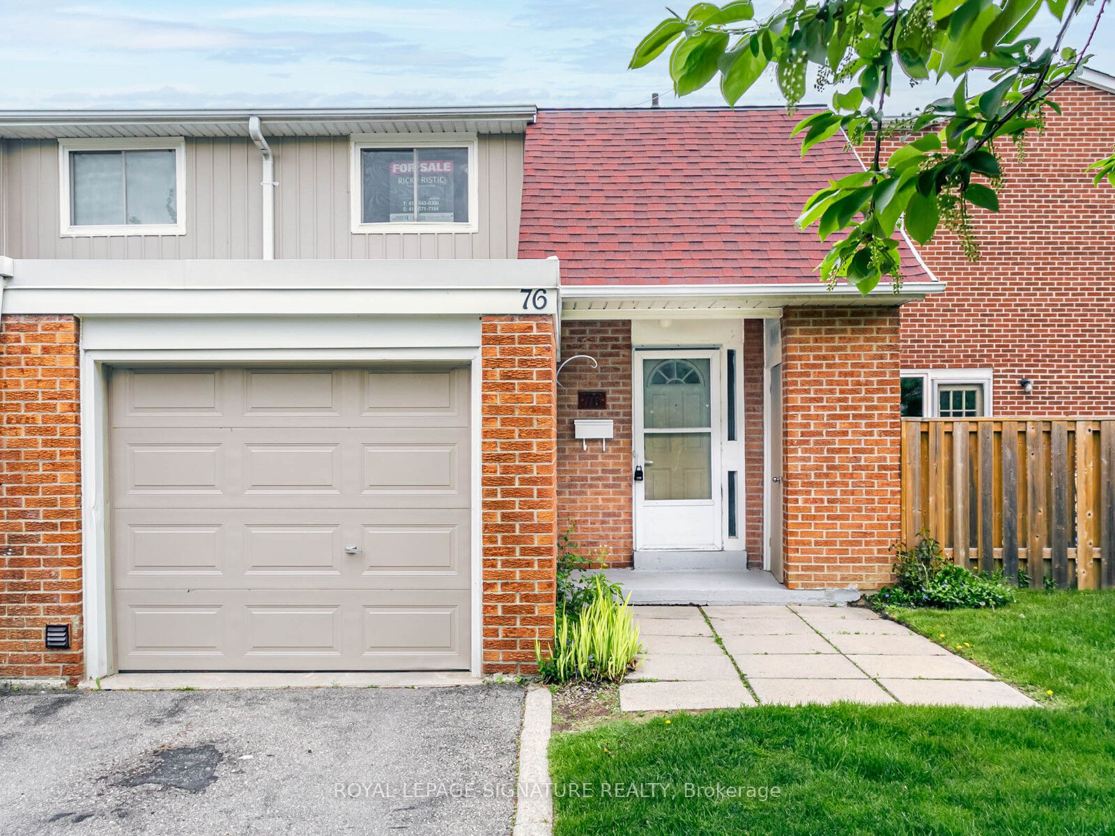 215 Mississauga Valley Blvd Property Photo
