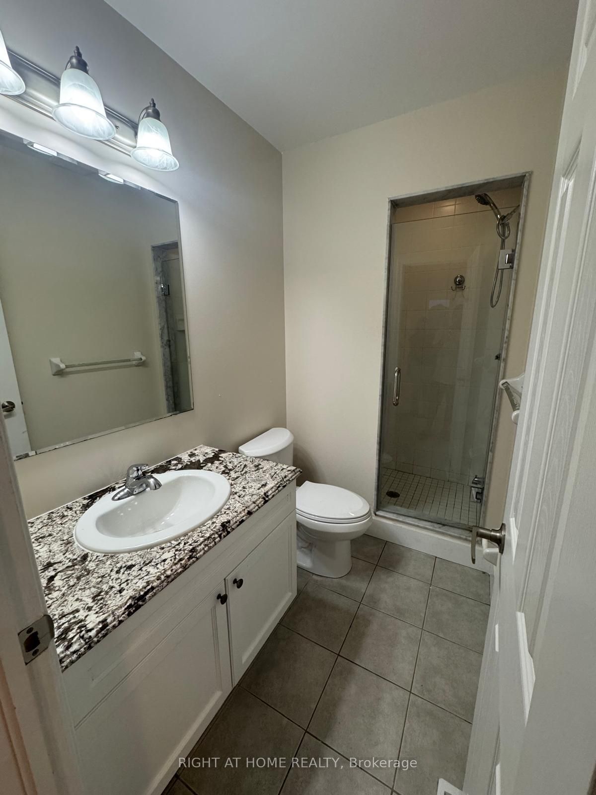 182 Higginbotham Crescent Property Photo 18