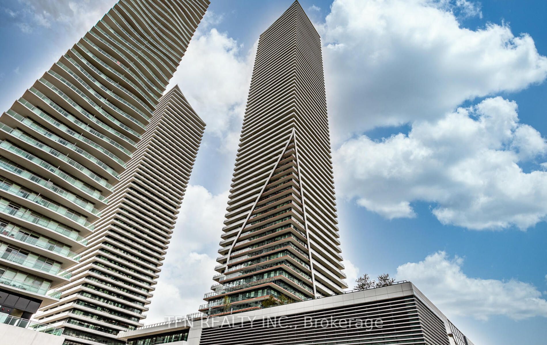 30 Shore Breeze Drive 2213 Property Photo 1