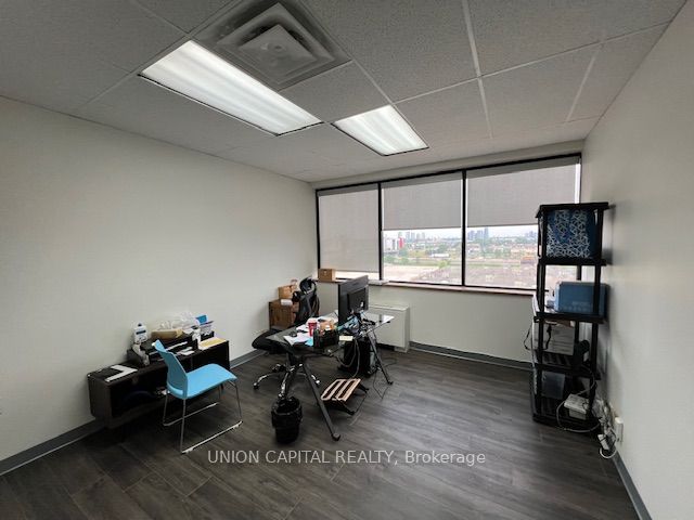 365 Evans Avenue 607 Property Photo 2
