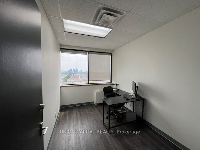 365 Evans Avenue 607 Property Photo 3