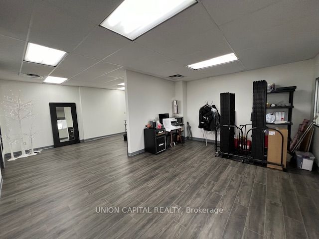 365 Evans Avenue 607 Property Photo 5