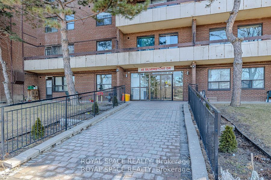 #1009 - 45 Silverstone Drive Property Photo 1