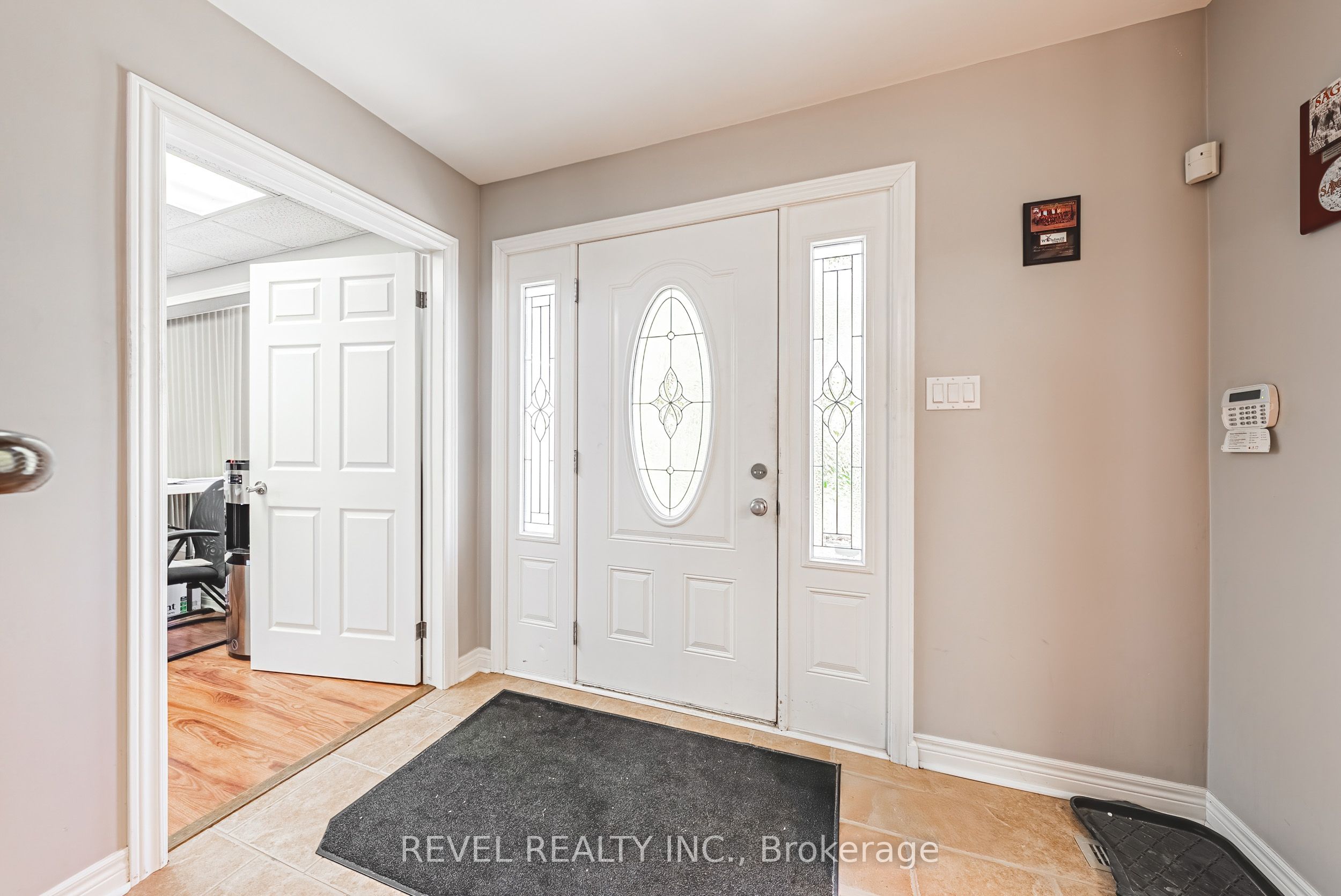 5121 1st Line Property Photo 11