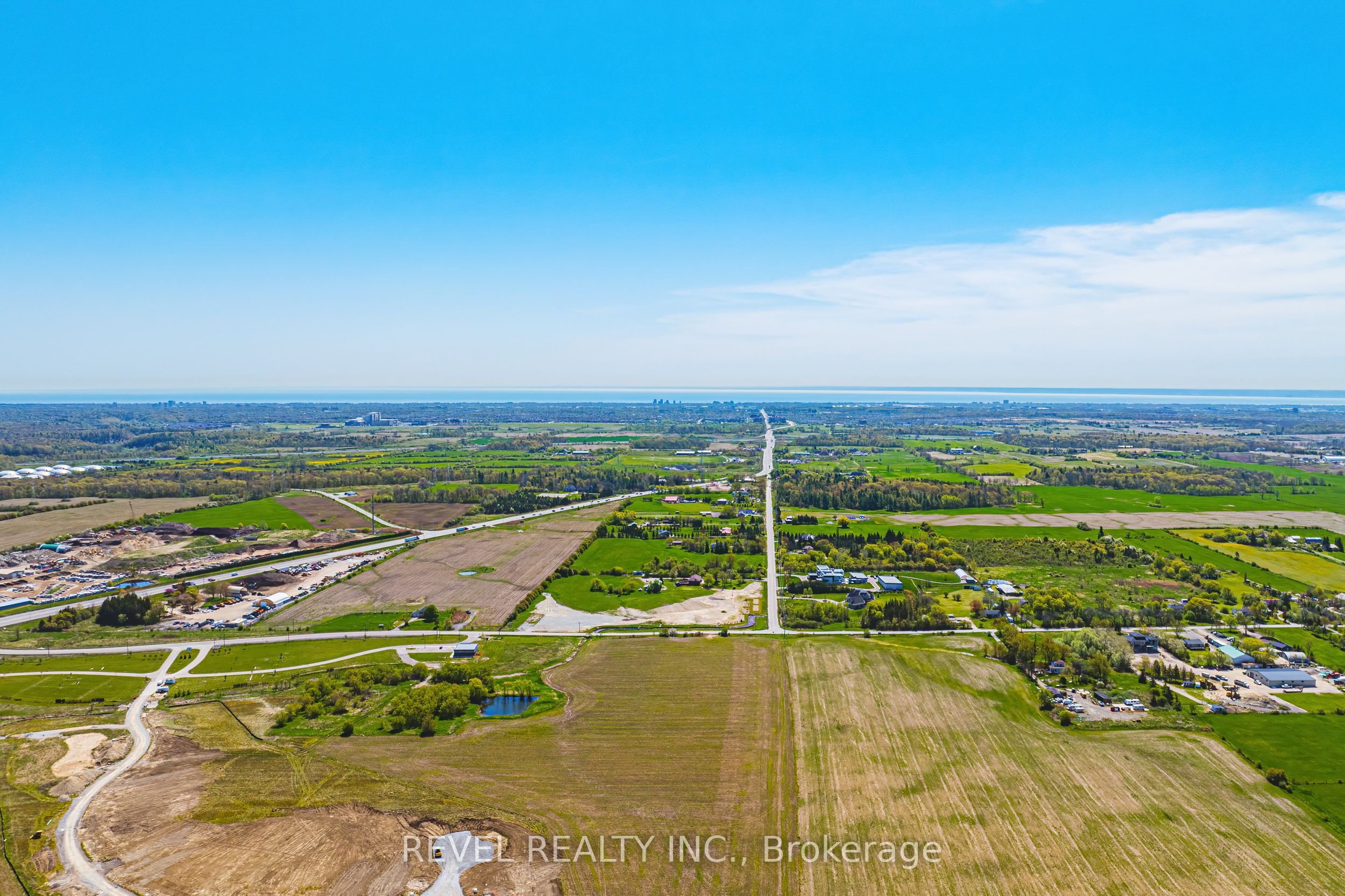 5121 1st Line Property Photo 30