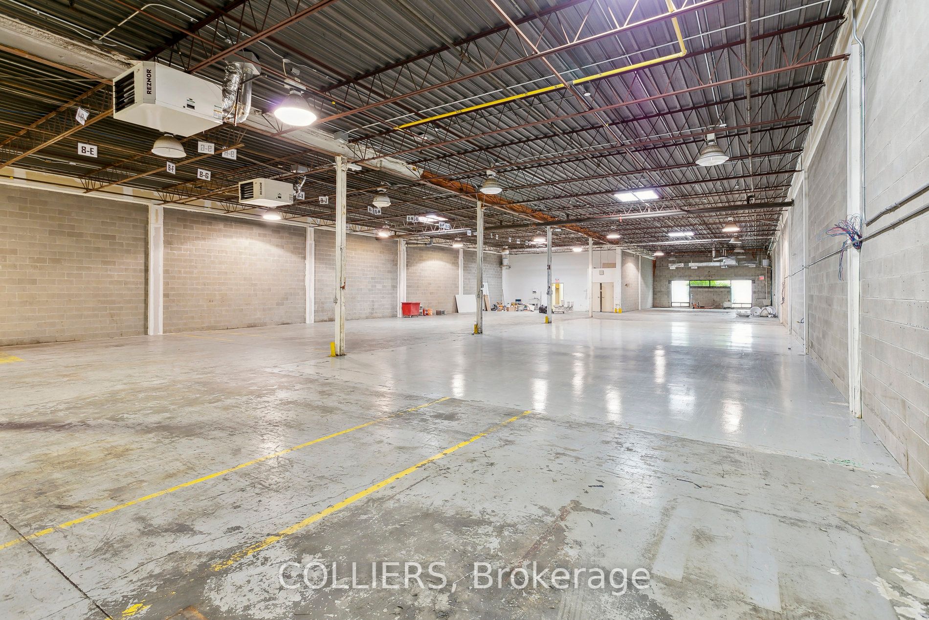 2525 Dunwin Drive 8-9 Property Photo 8