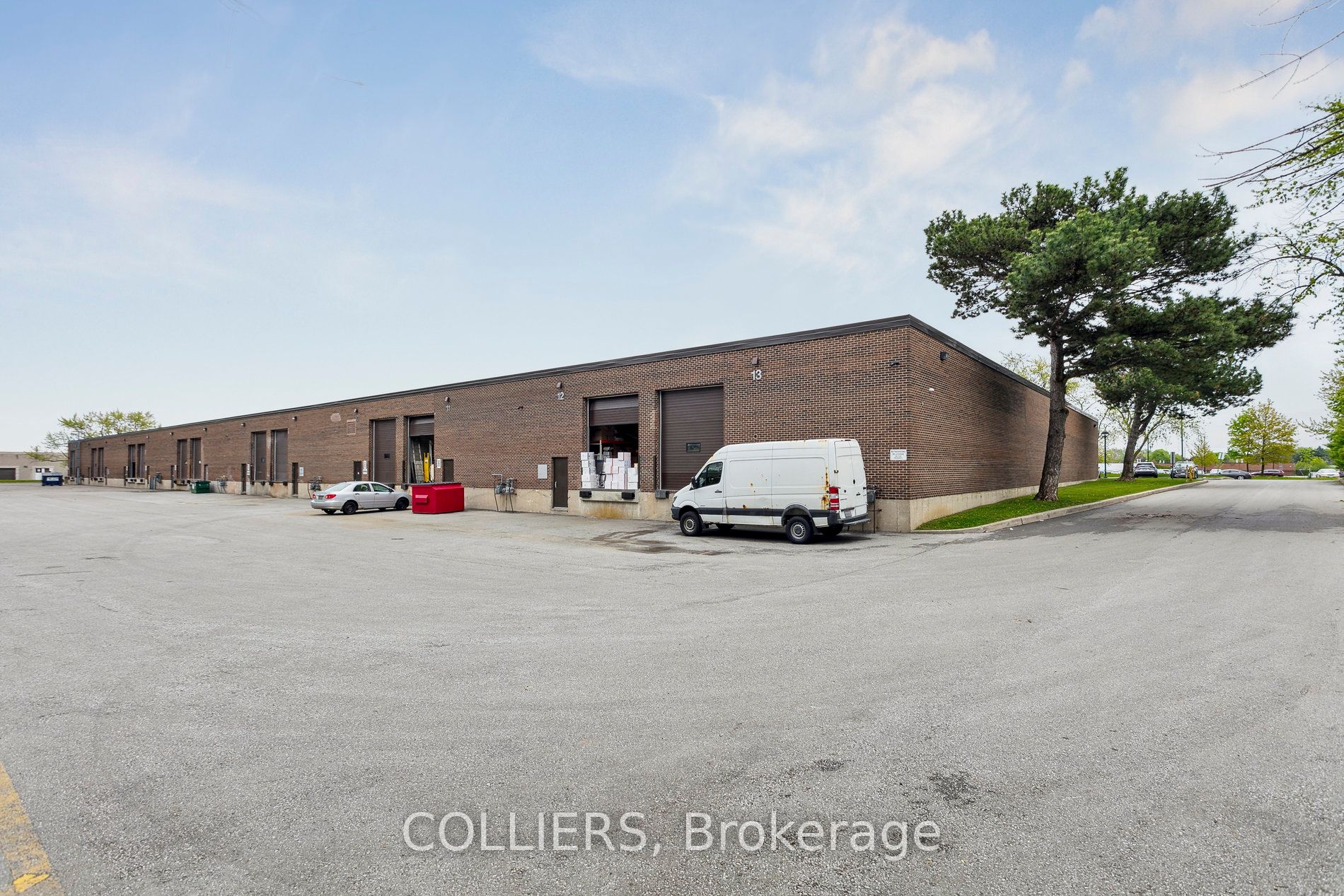 2525 Dunwin Drive 8-9 Property Photo 14