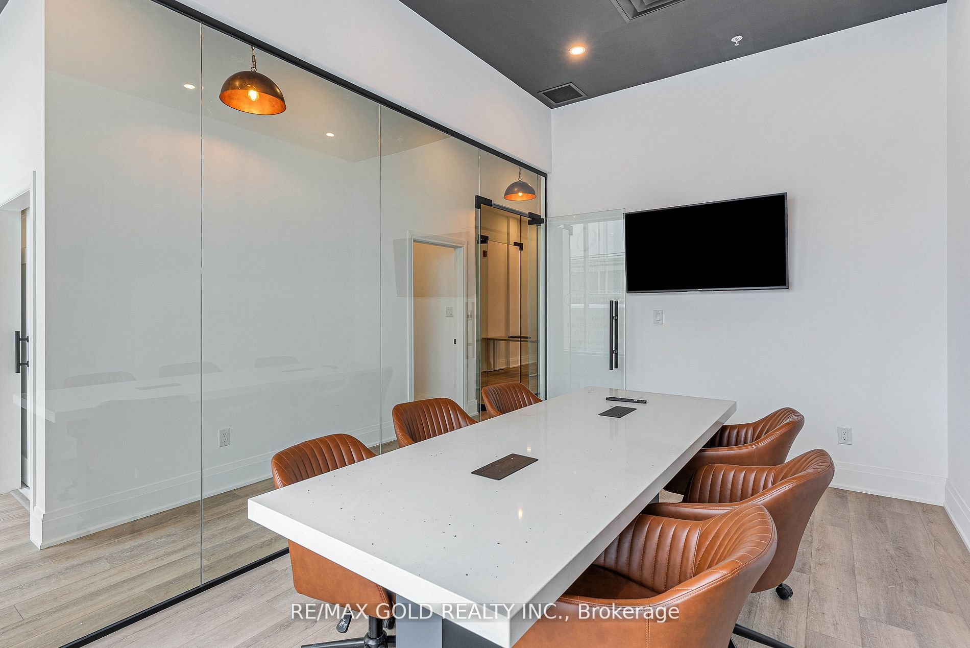 2720 North Park Drive 47-48 Property Photo 12