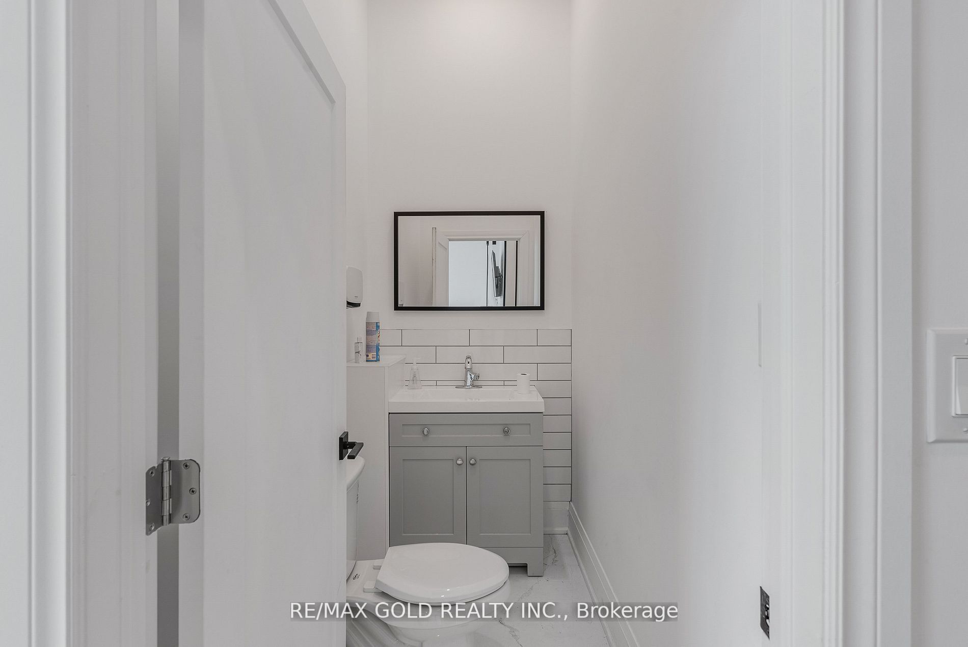 2720 North Park Drive 47-48 Property Photo 15