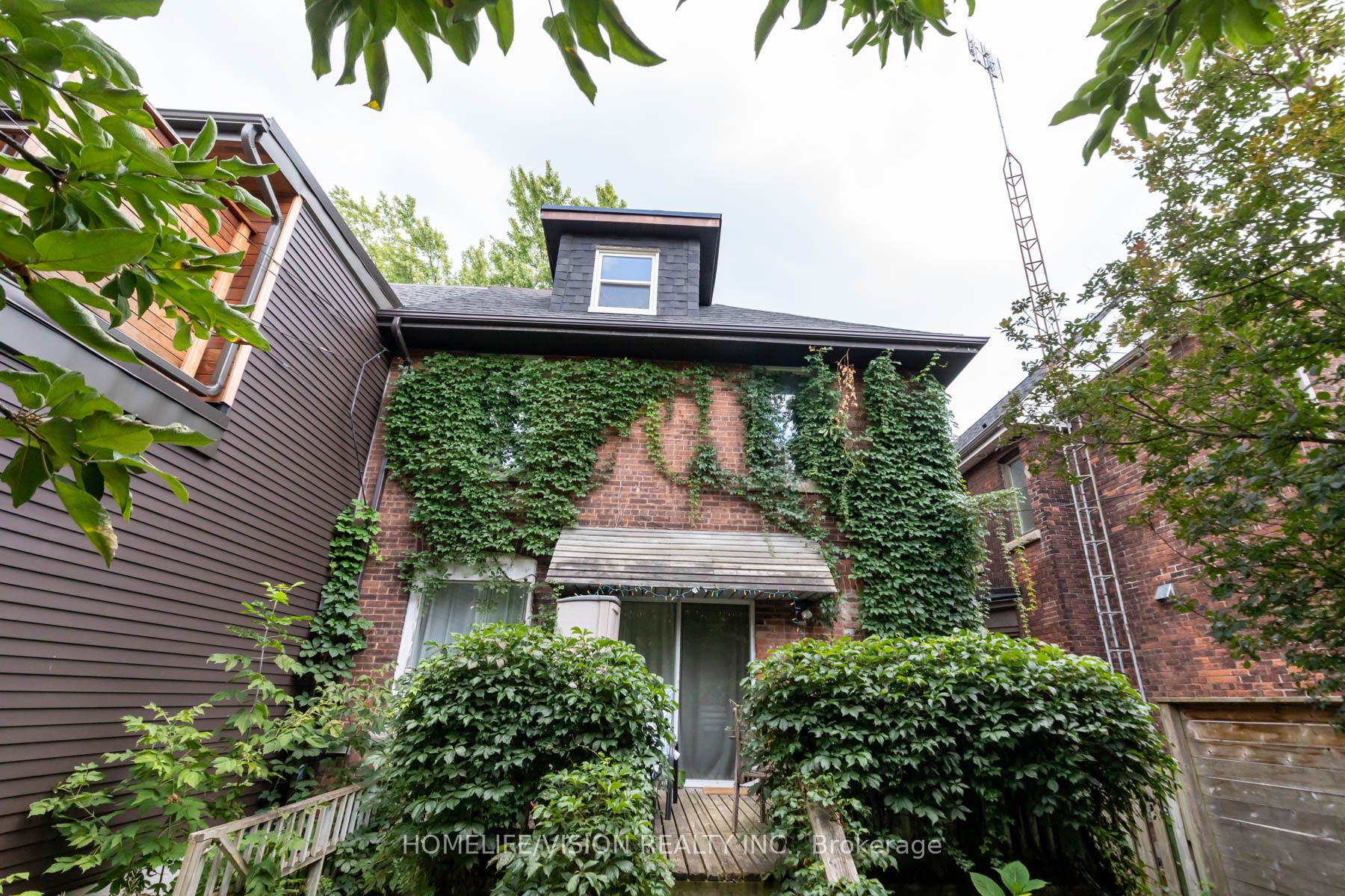 88 Pearson Avenue Property Photo 31