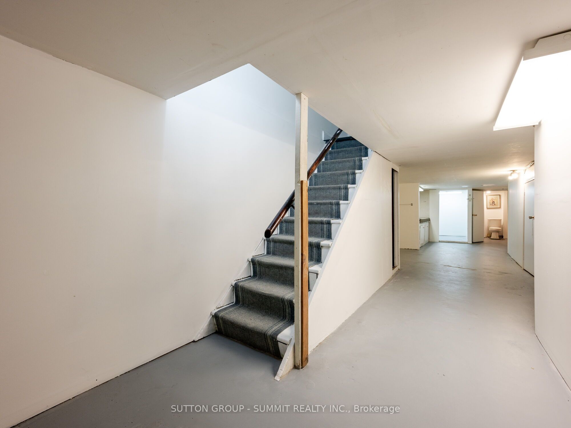 281 Roncesvalles Avenue Property Photo 11