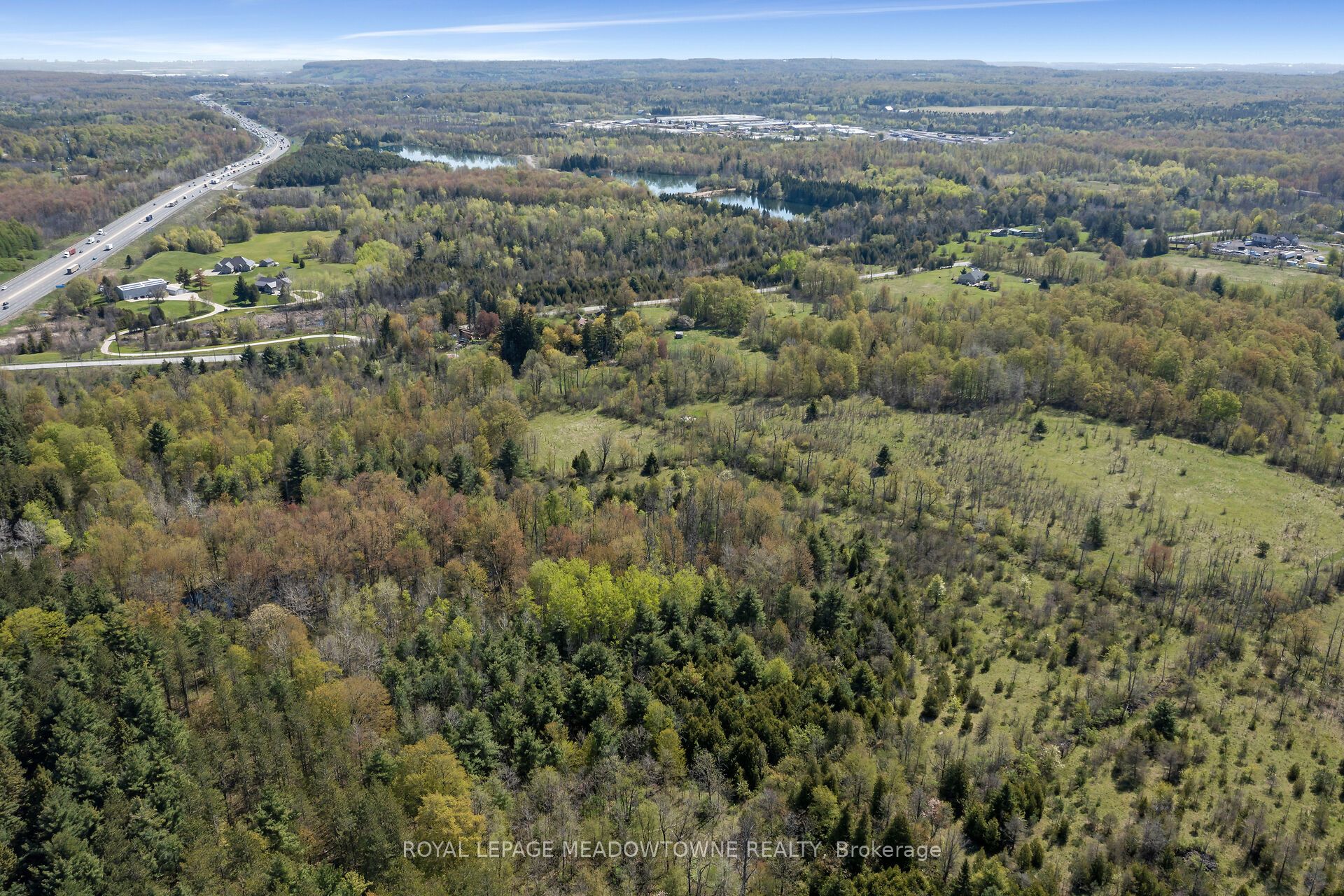 9414 First Line Property Photo 2