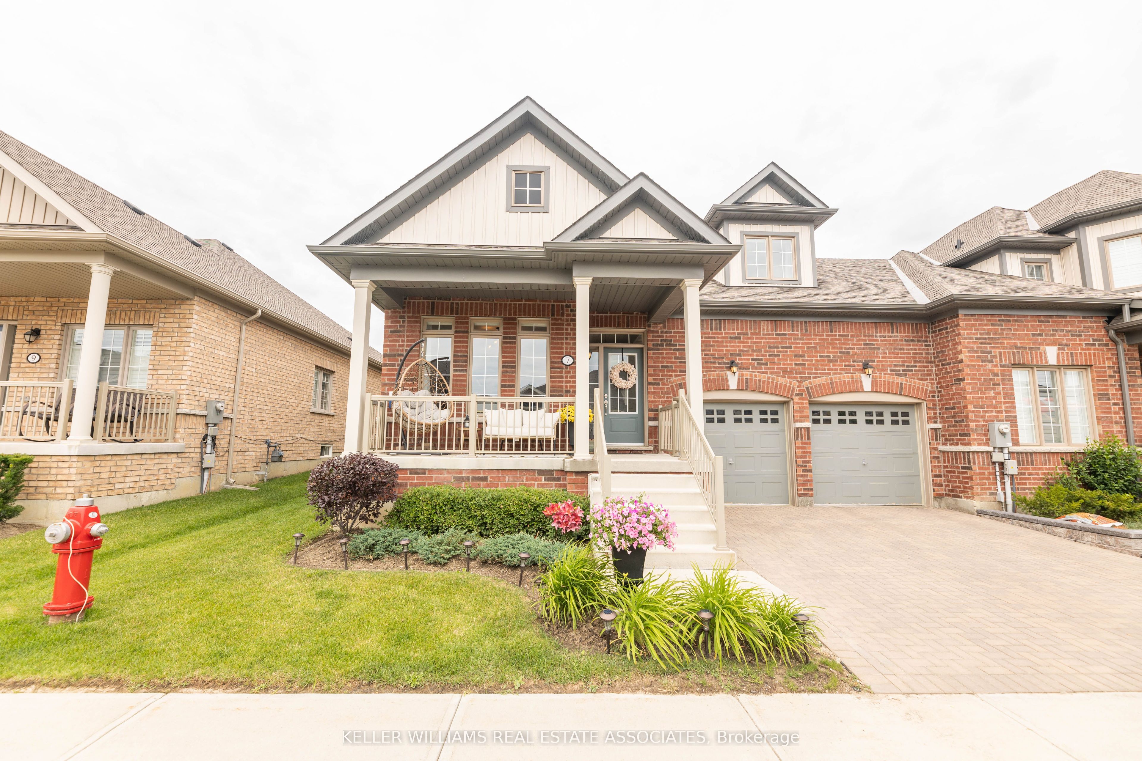 7 Overlea Drive Property Photo 1