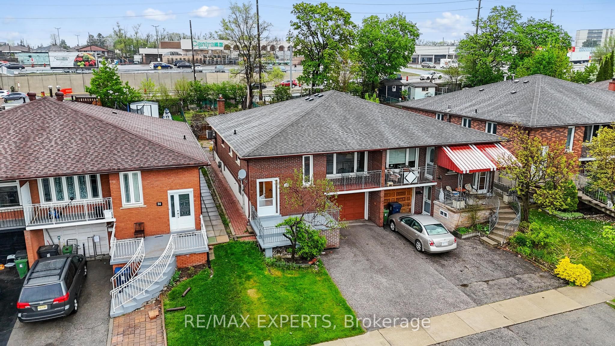 72 Songwood Drive Property Photo 1