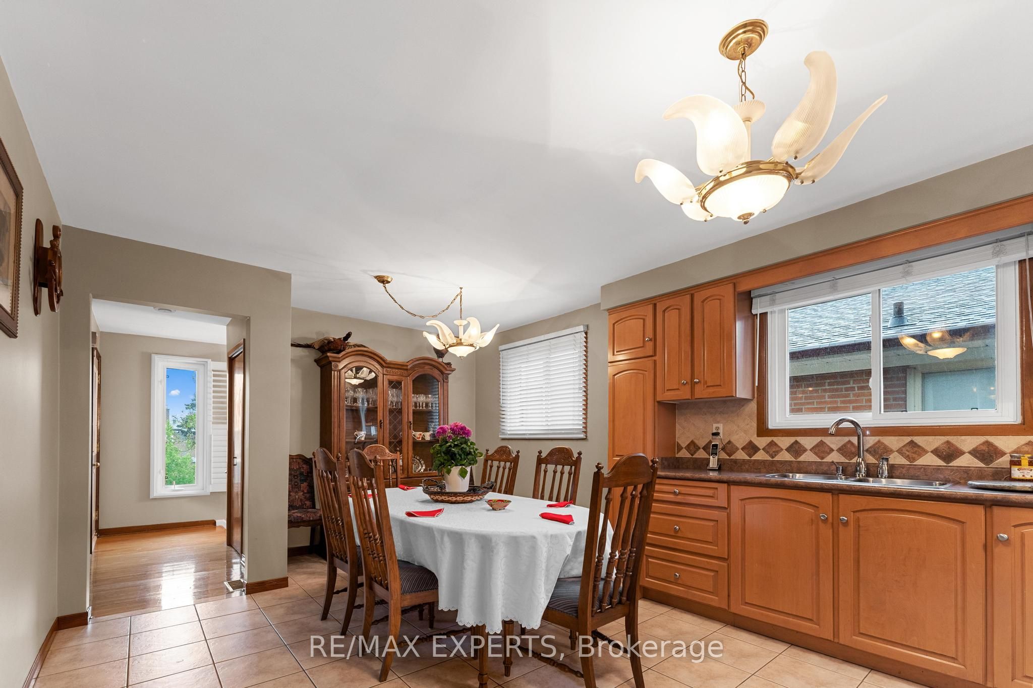 72 Songwood Drive Property Photo 12