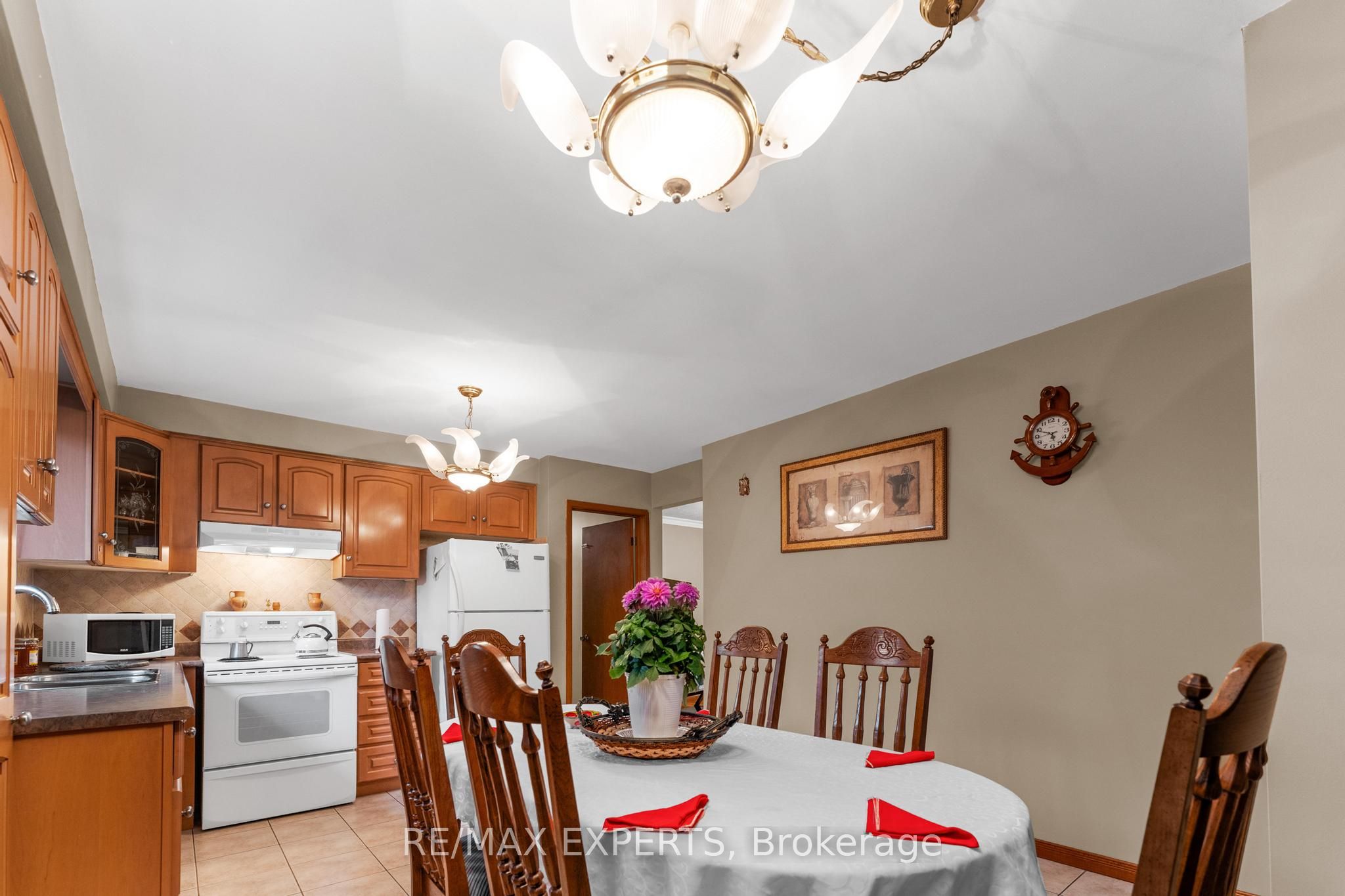 72 Songwood Drive Property Photo 13