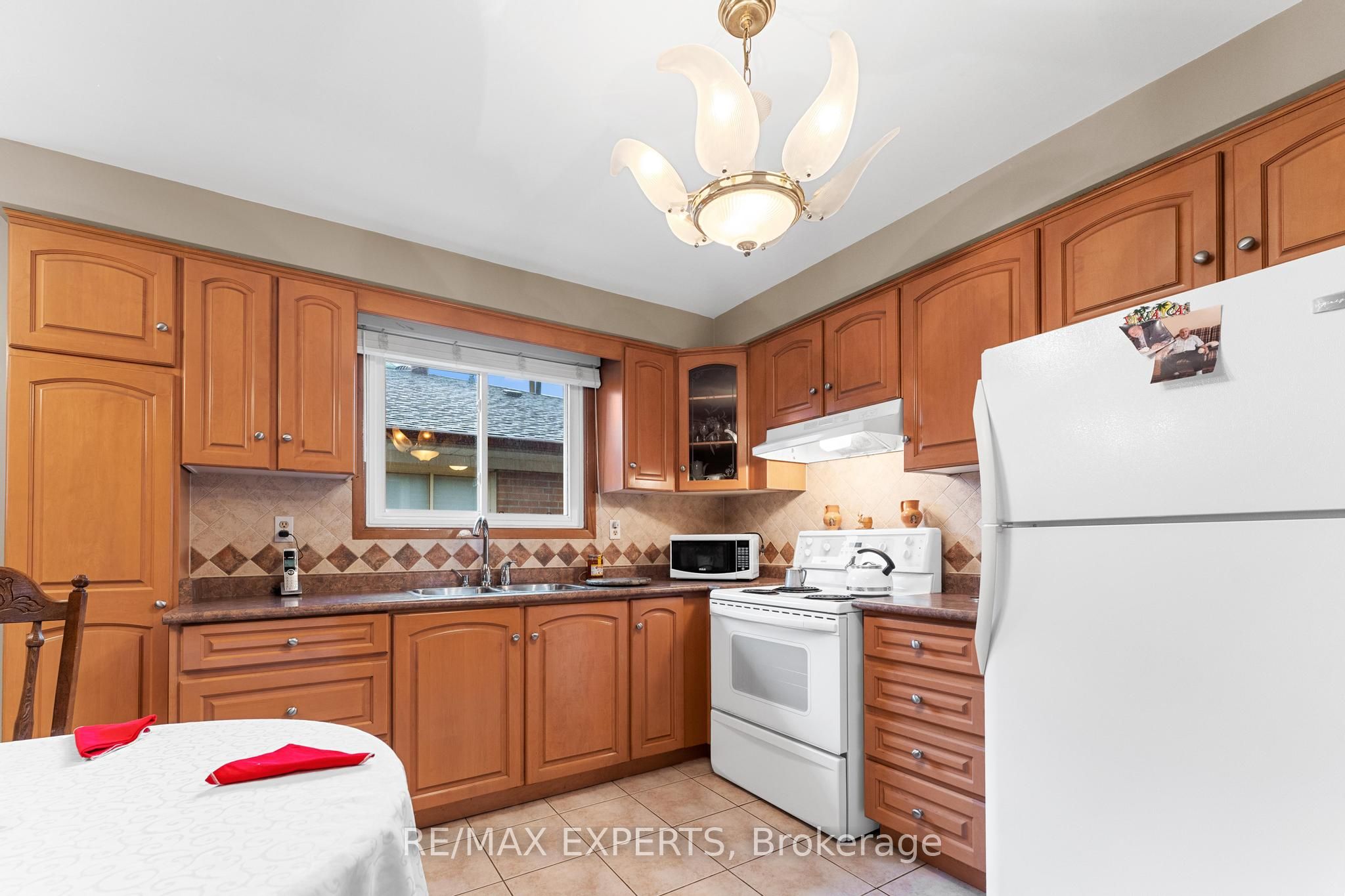 72 Songwood Drive Property Photo 15