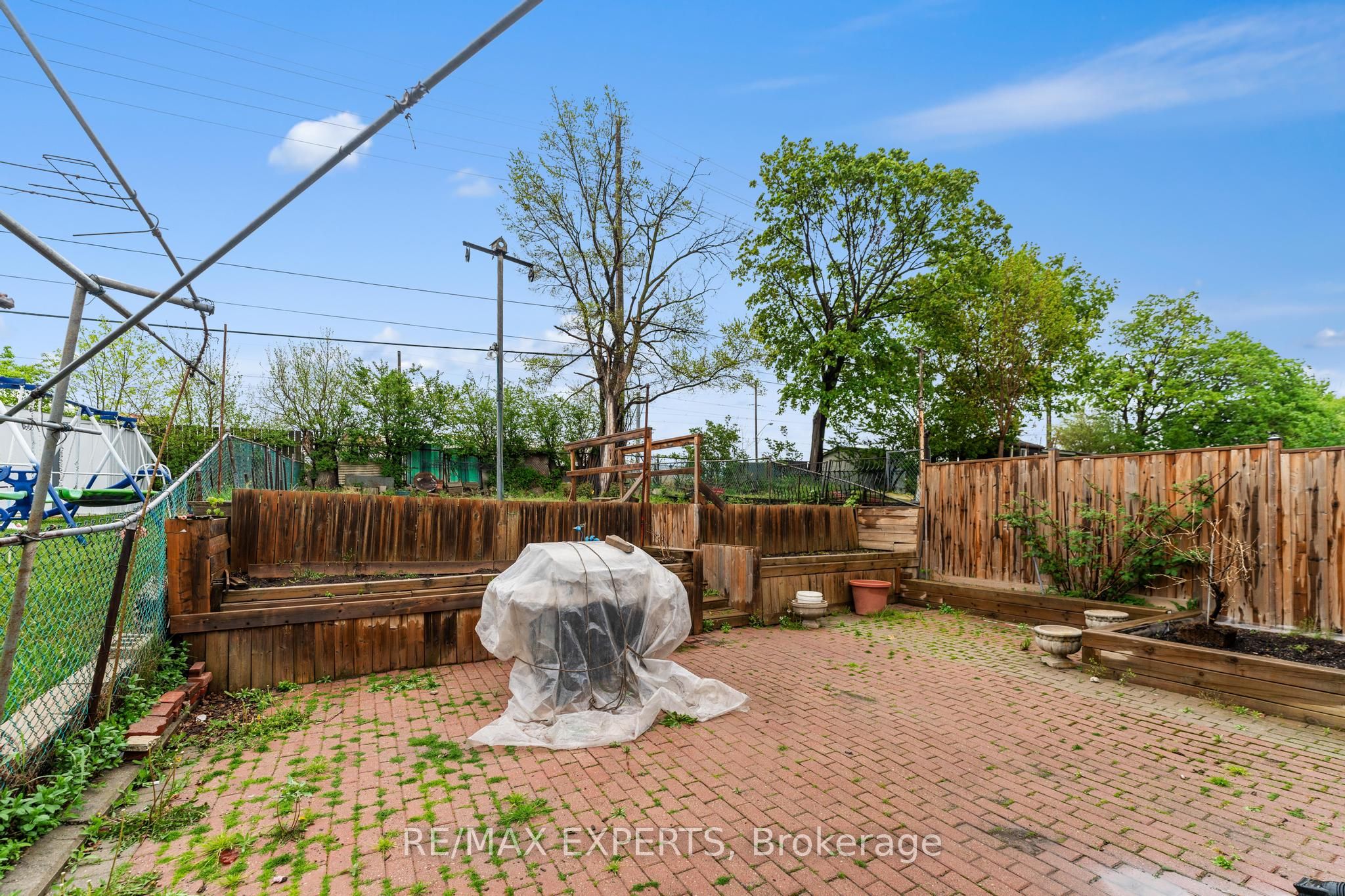 72 Songwood Drive Property Photo 34