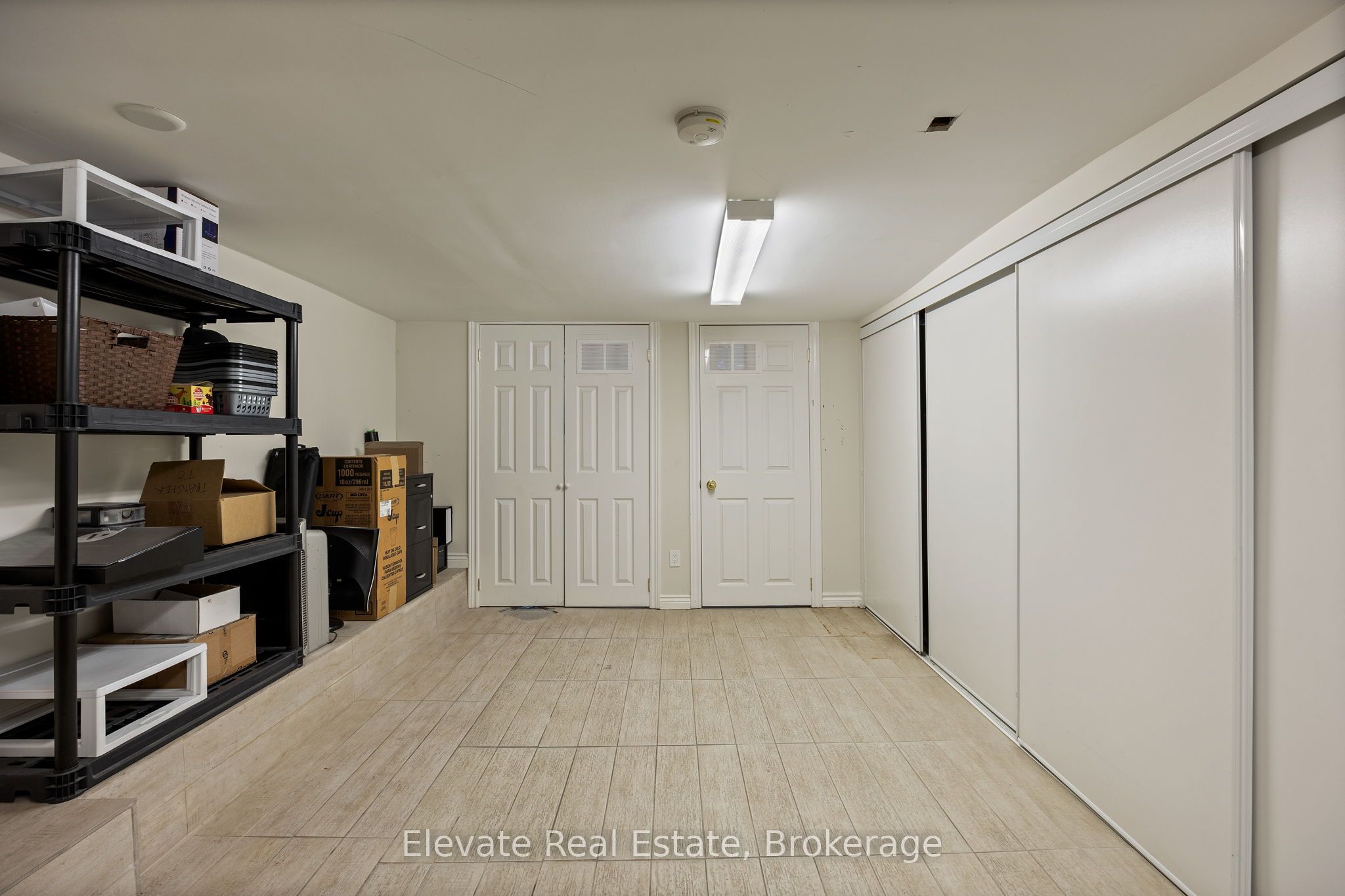 904 Bloor Street W Property Photo 22