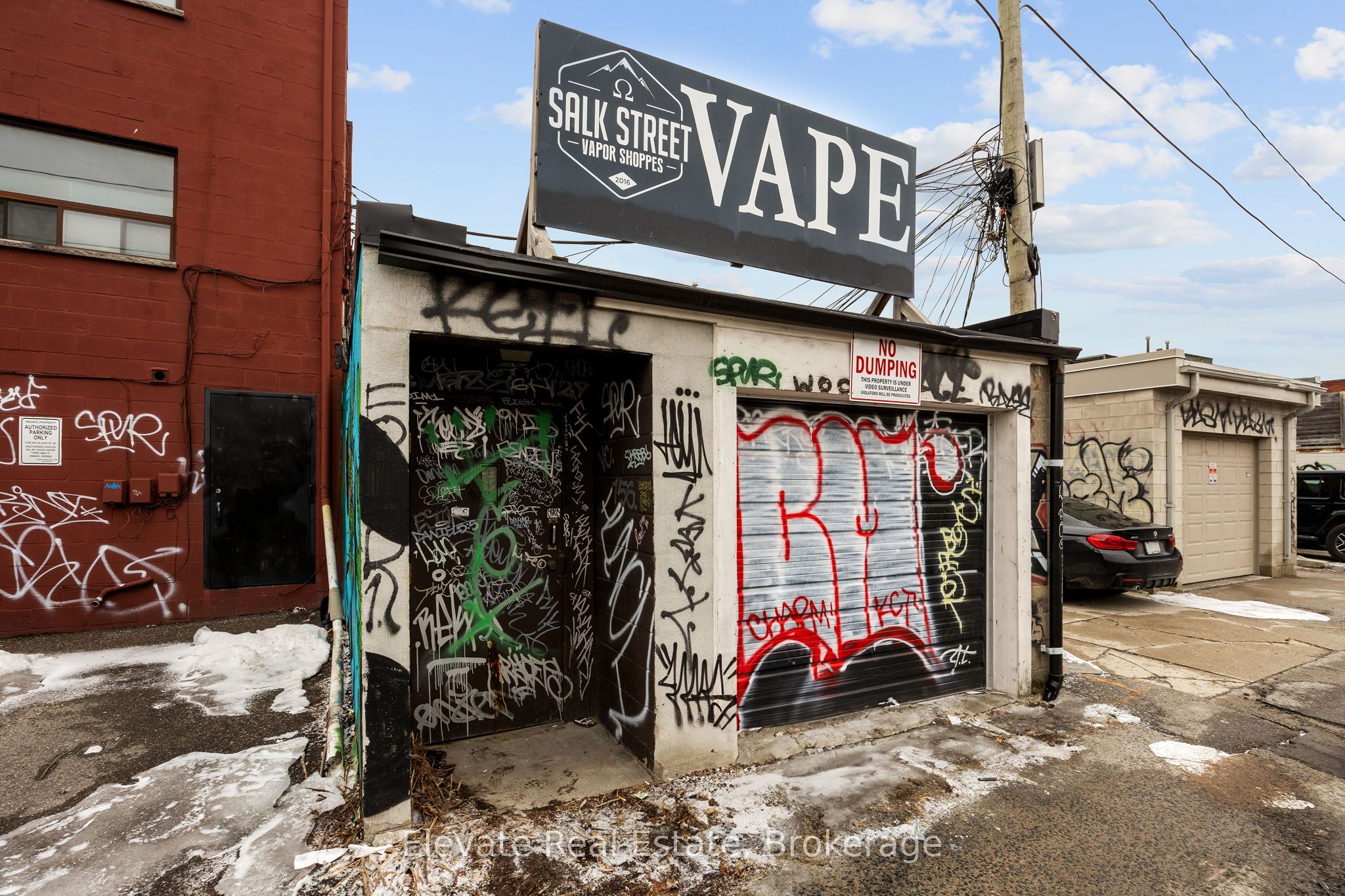 904 Bloor Street W Property Photo 28