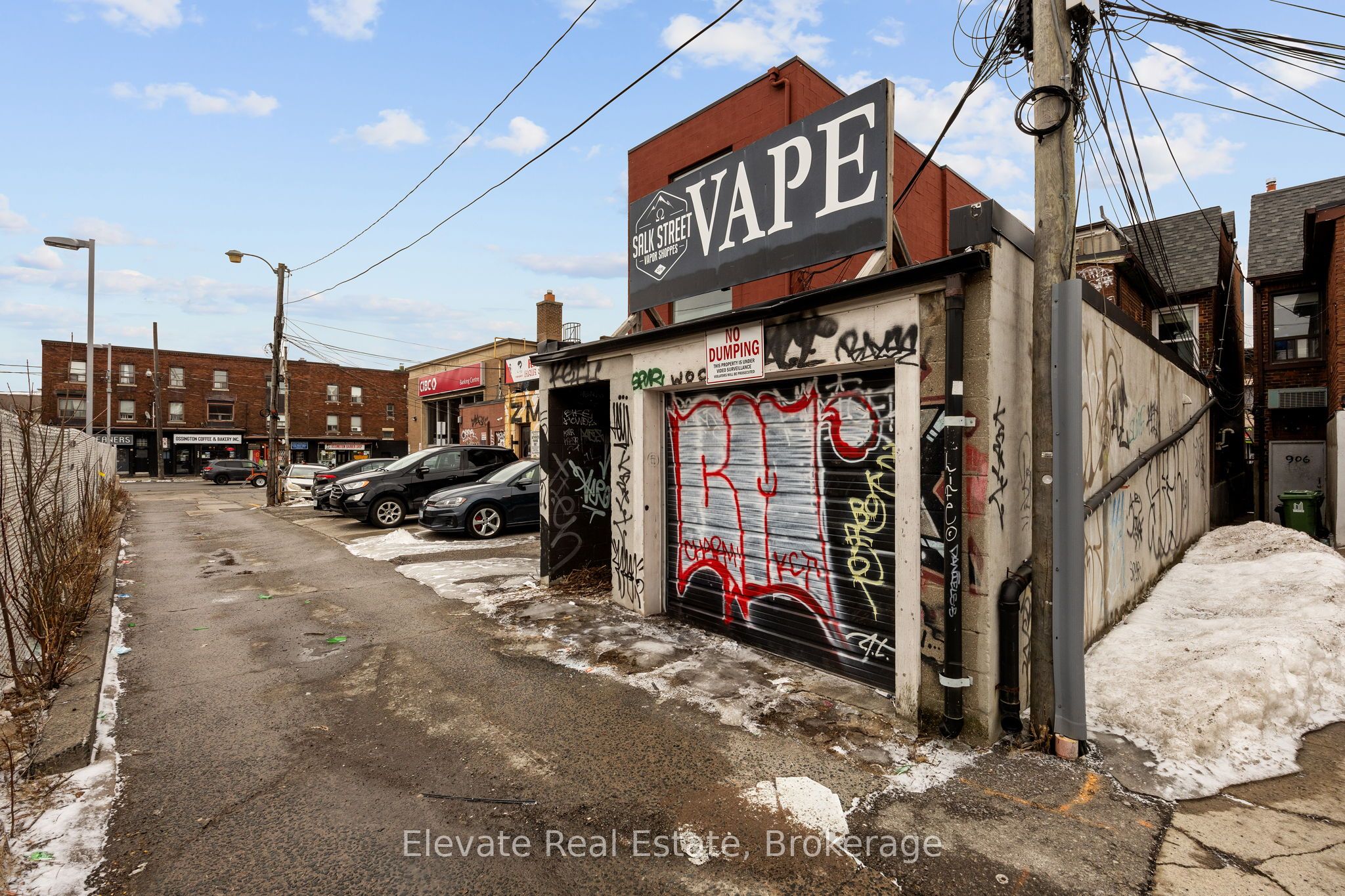 904 Bloor Street W Property Photo 30
