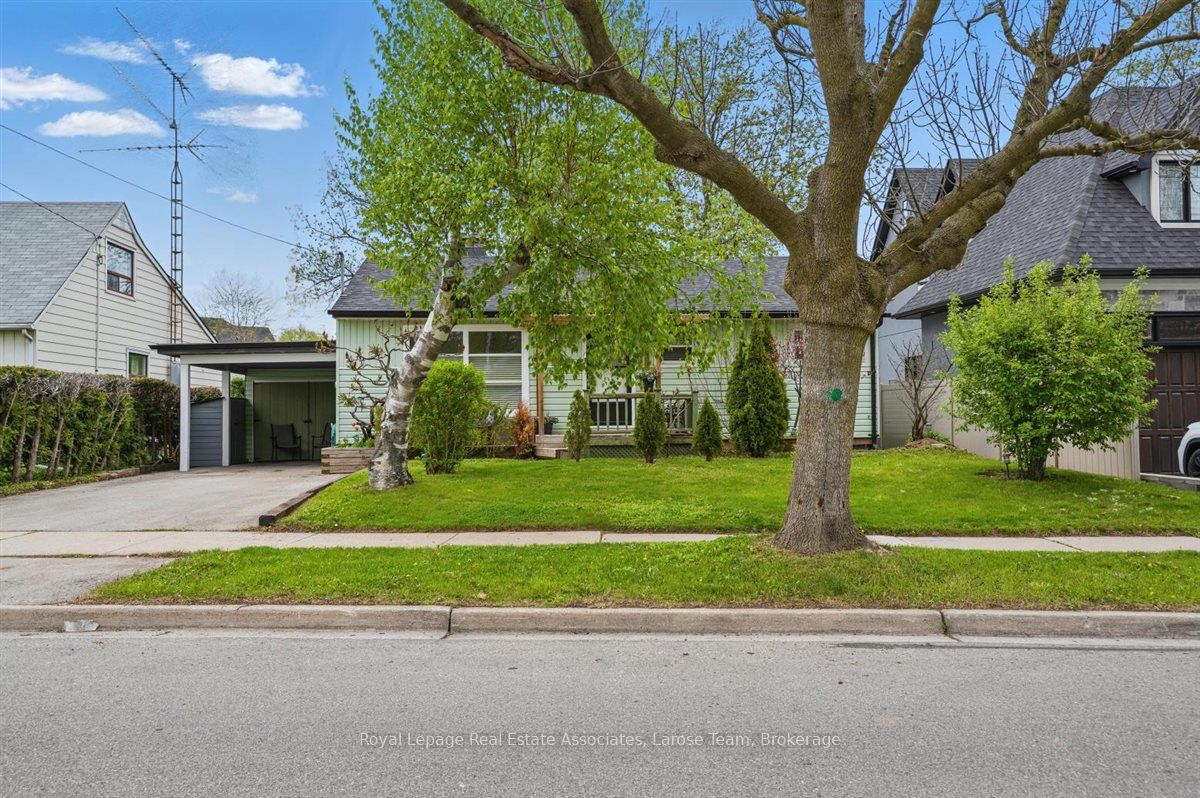 309 Felan Avenue Property Photo 2