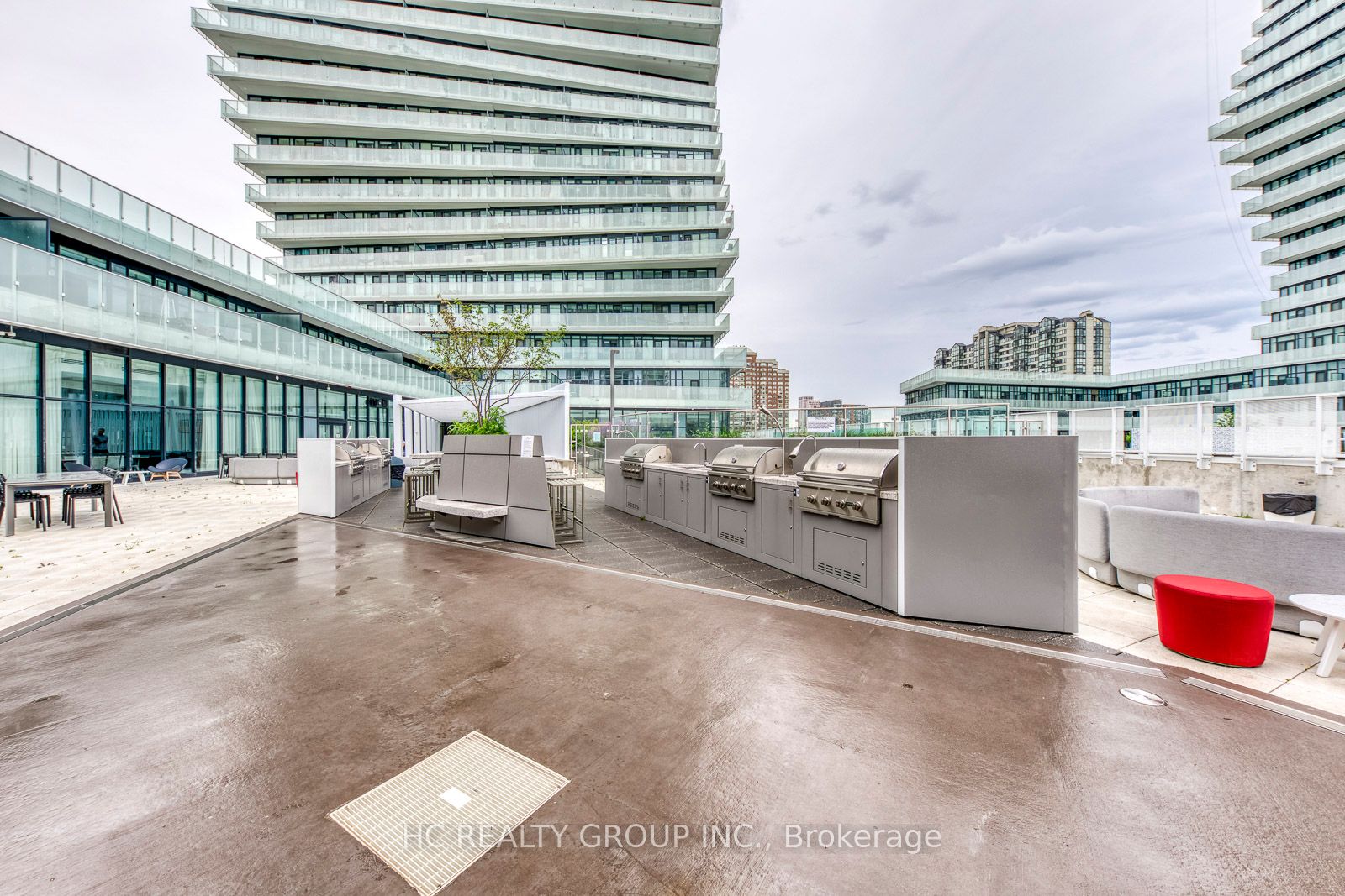 #2805 - 3900 Confederation Parkway Property Photo 21