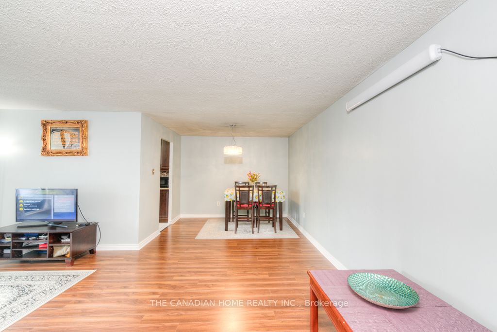15 Kensington Road 204 Property Photo 7