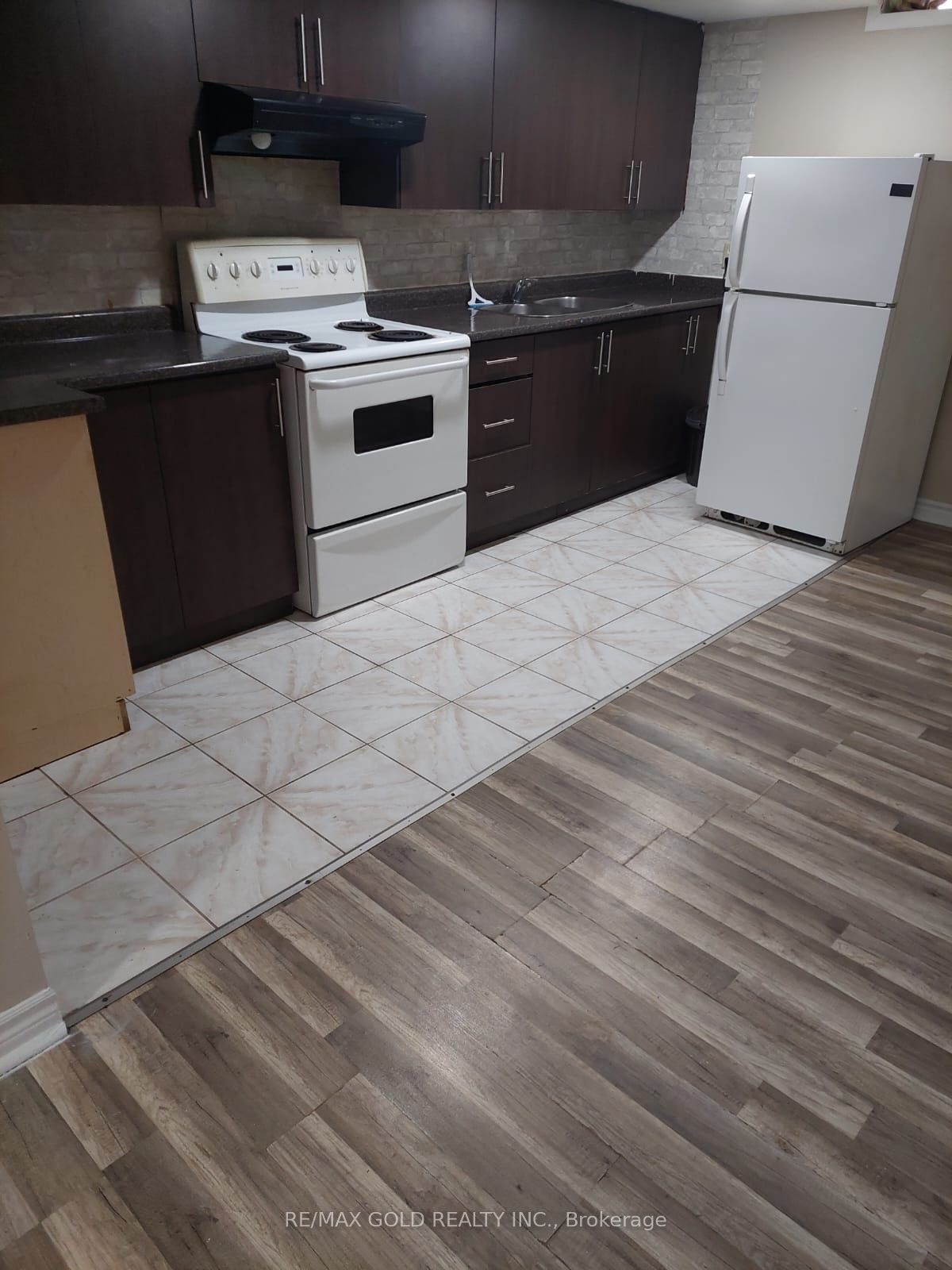 #2 - 59 Meadowlark Drive Property Photo 9