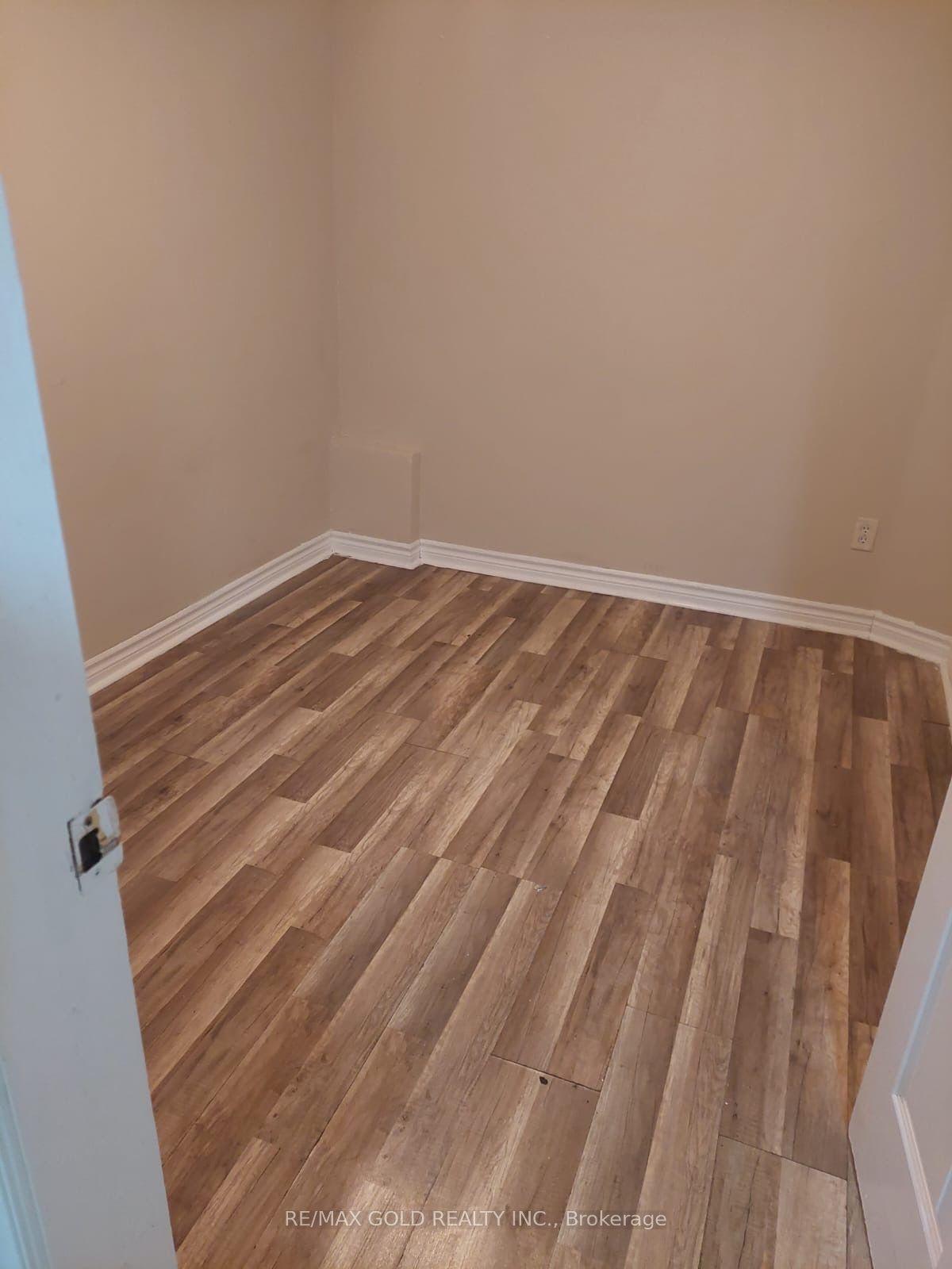 #2 - 59 Meadowlark Drive Property Photo 10