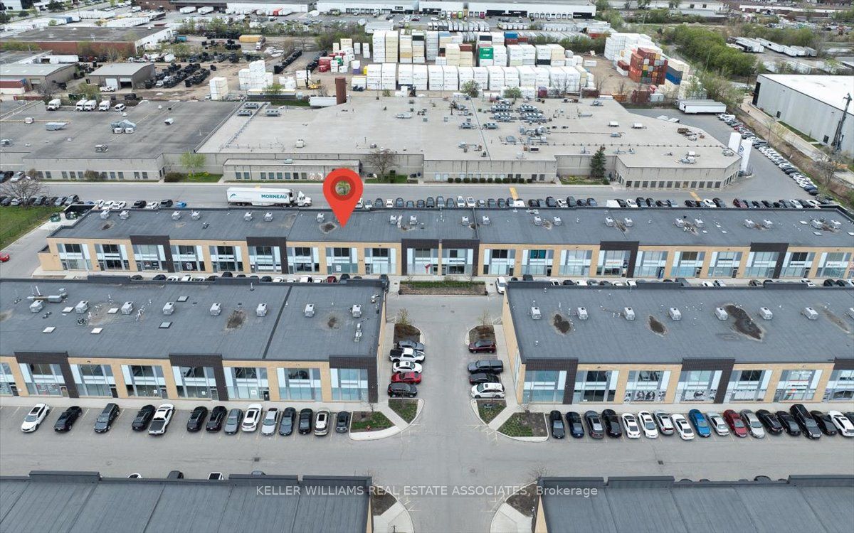 1215 Queensway N/a E 48 Property Photo 25