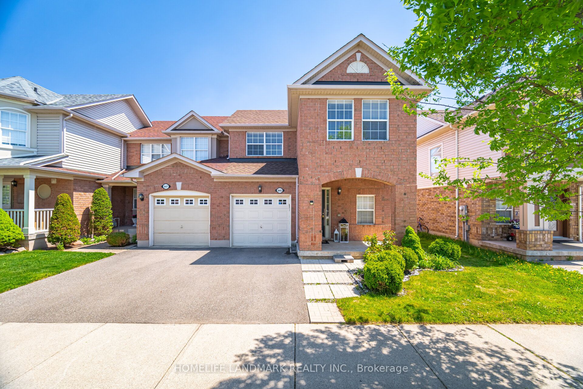 845 Mckay Cres Property Photo