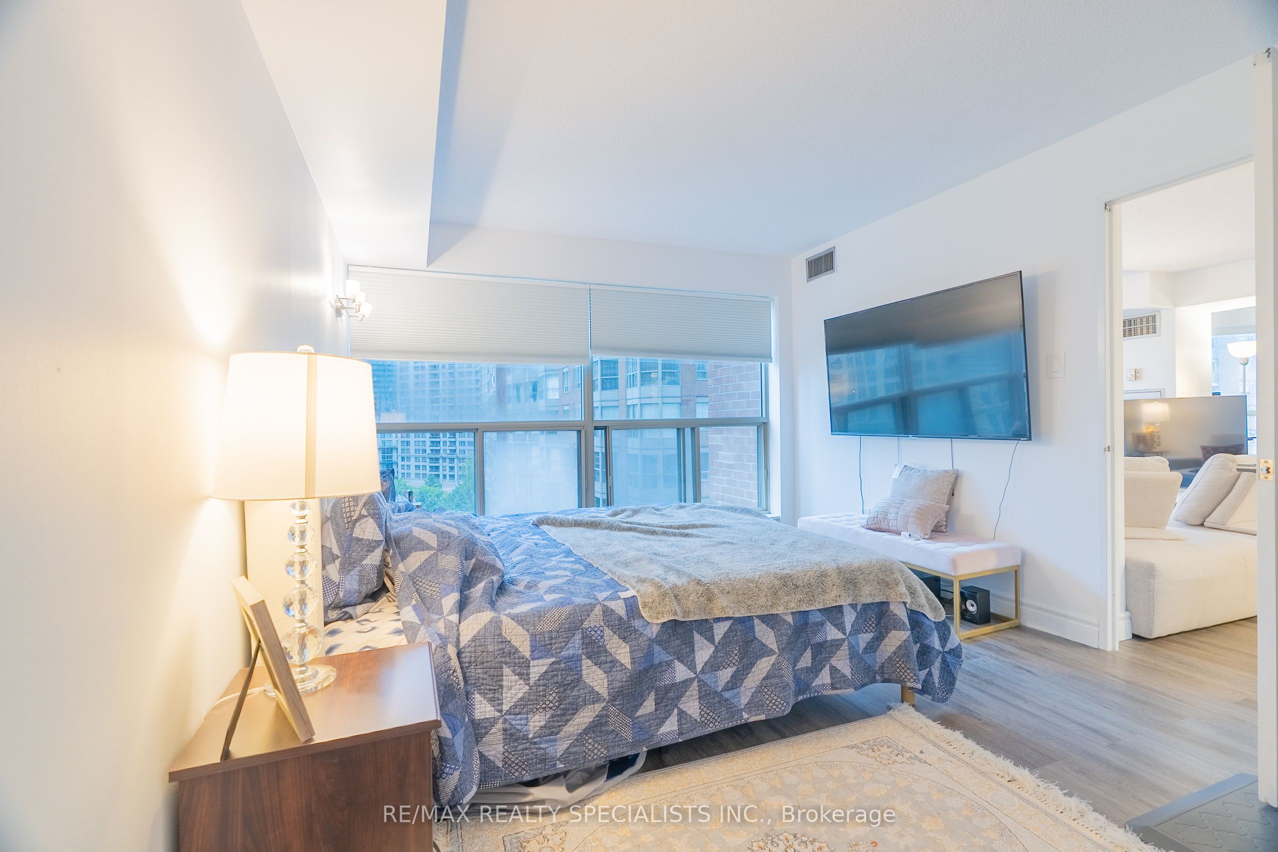 #1107 - 335 Webb Drive Property Photo 15