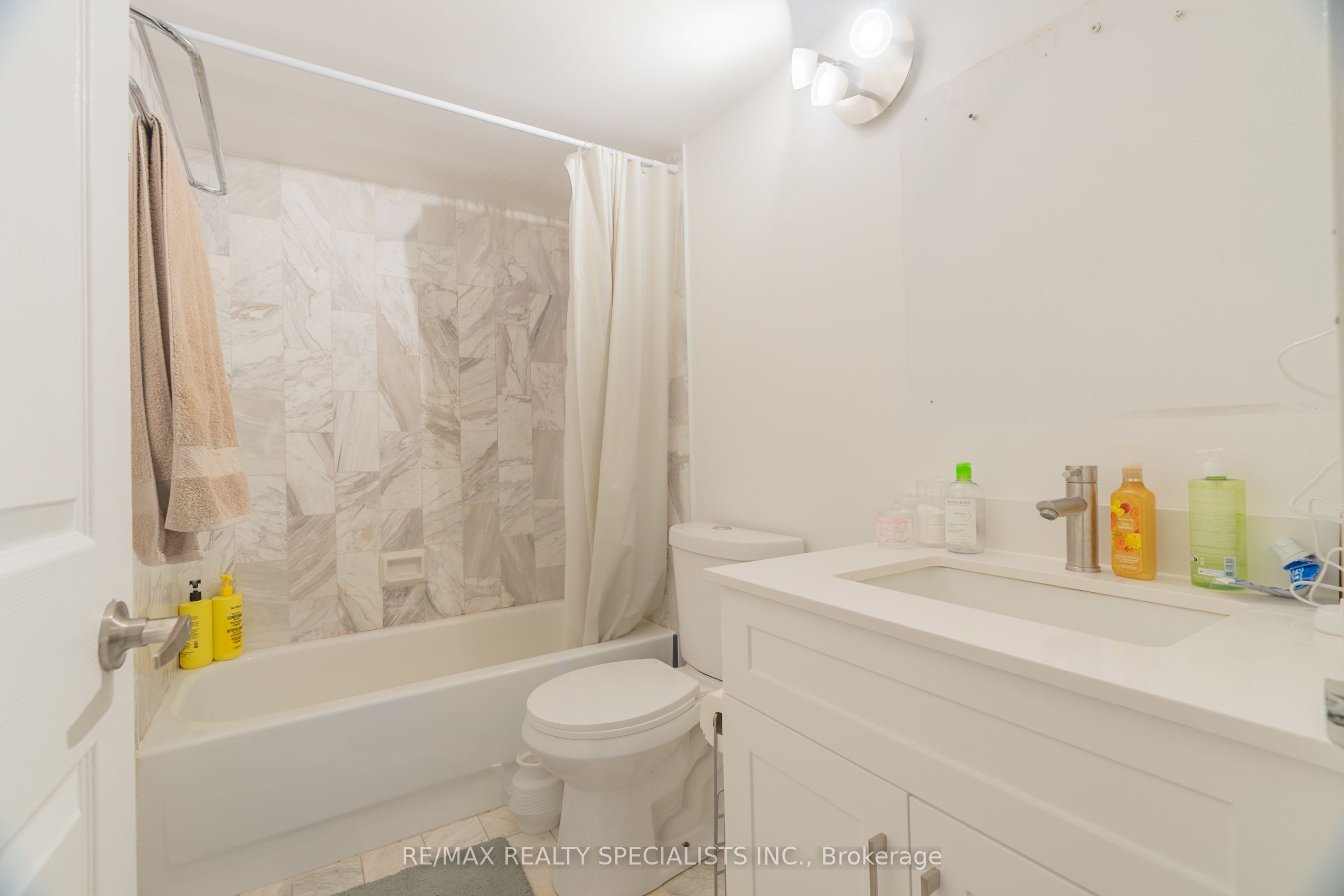 #1107 - 335 Webb Drive Property Photo 20