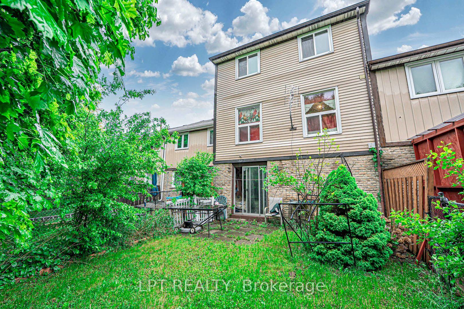 10 Fanshawe Drive Property Photo 28