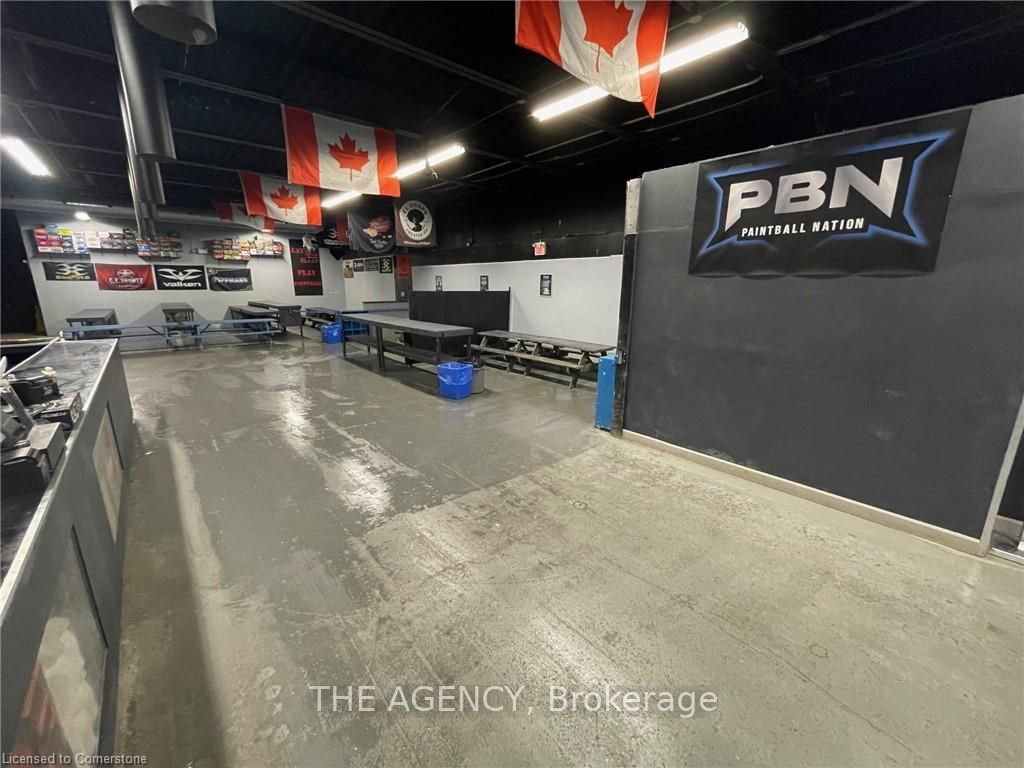 3336 Mainway Property Photo