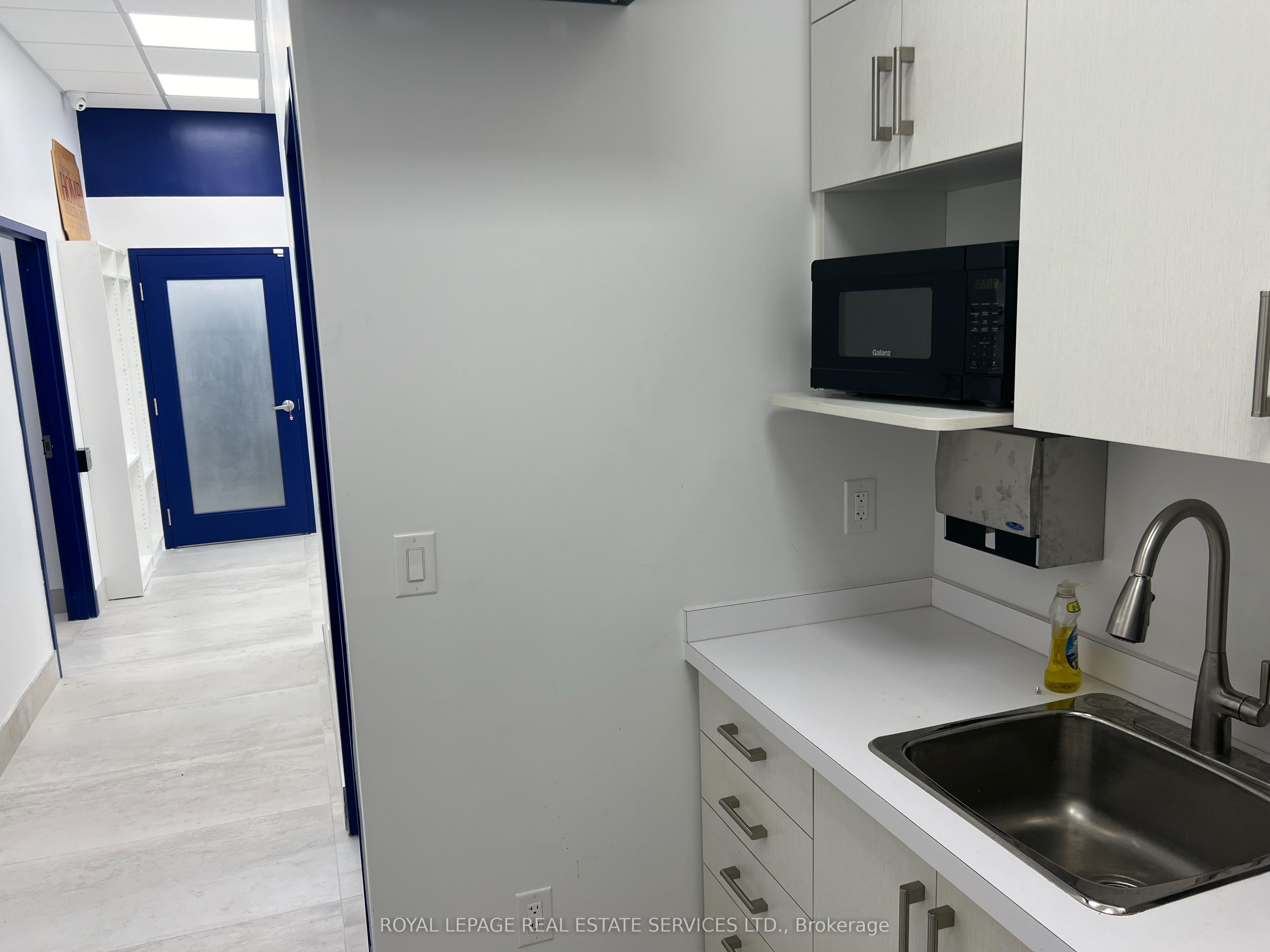 #117 - 1441 Elgin Street Property Photo 6