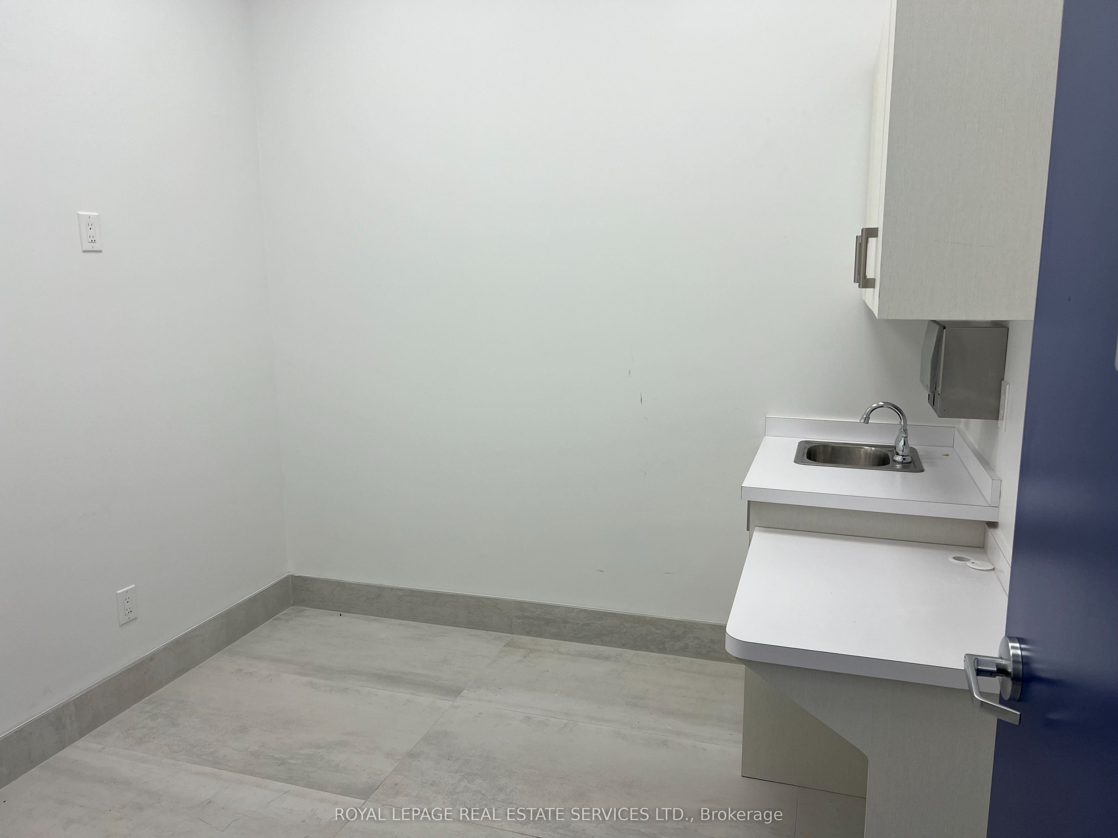 #117 - 1441 Elgin Street Property Photo 8