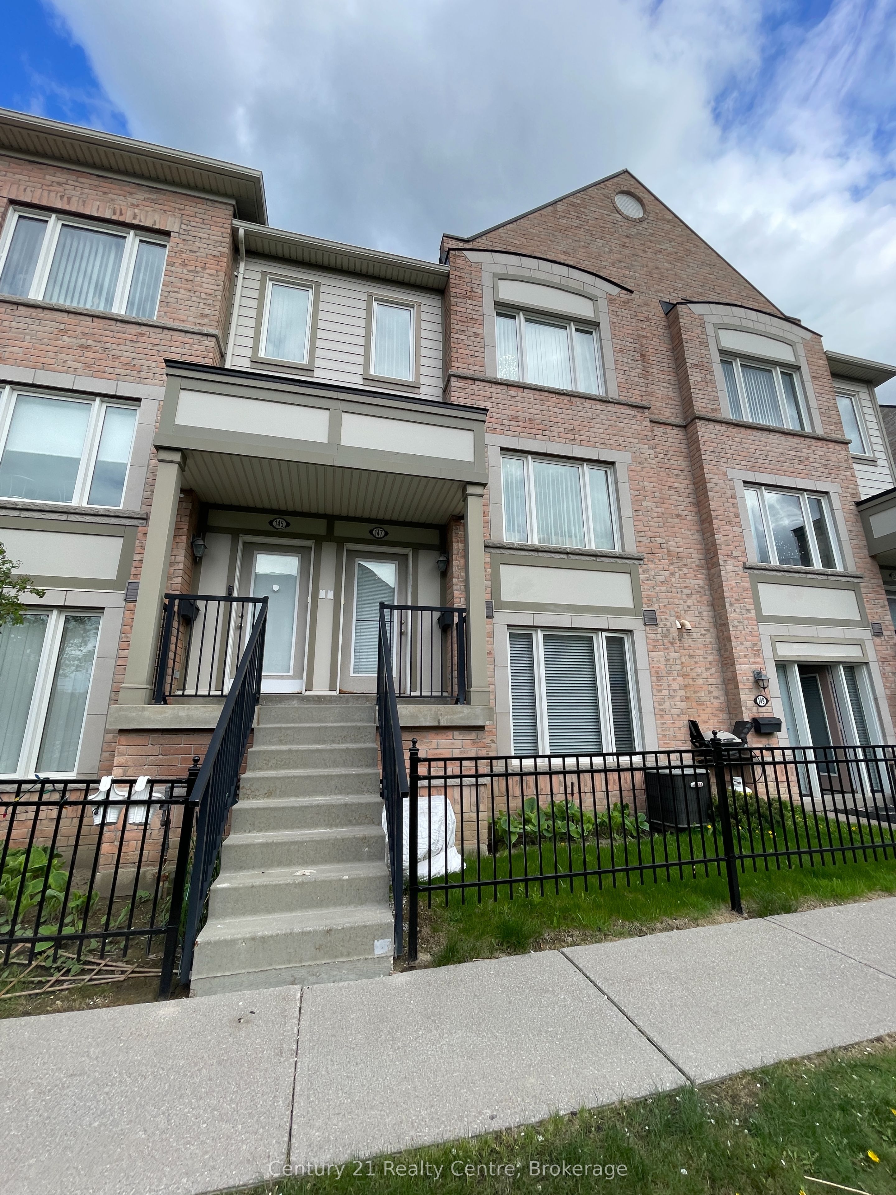 #147 - 147-3050 Erin Centre Boulevard Property Photo 1