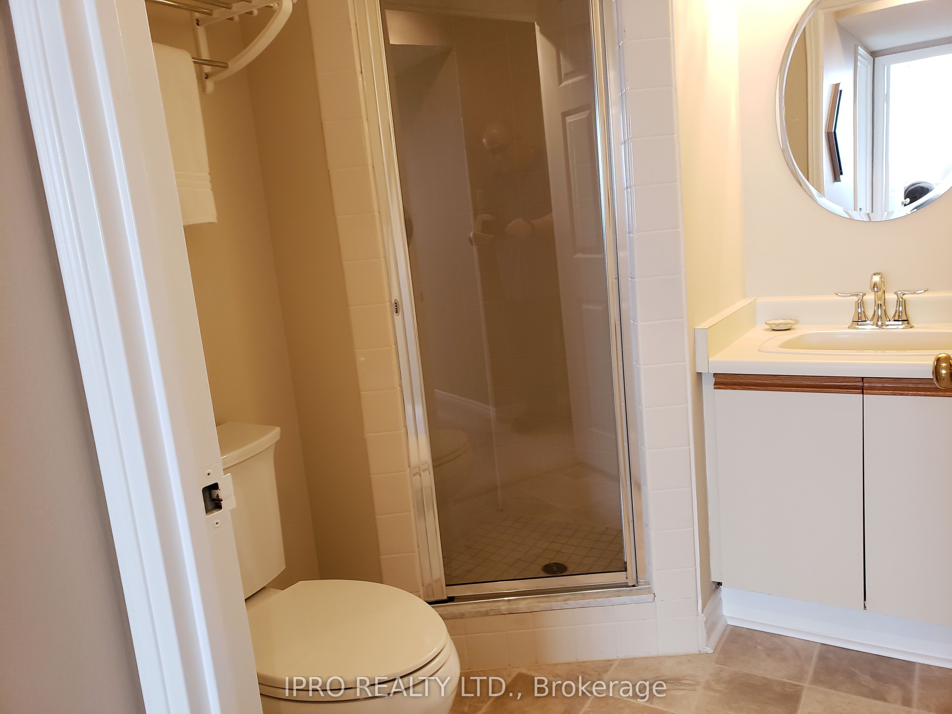 1360 Rathburn Road E 808 Property Photo 21