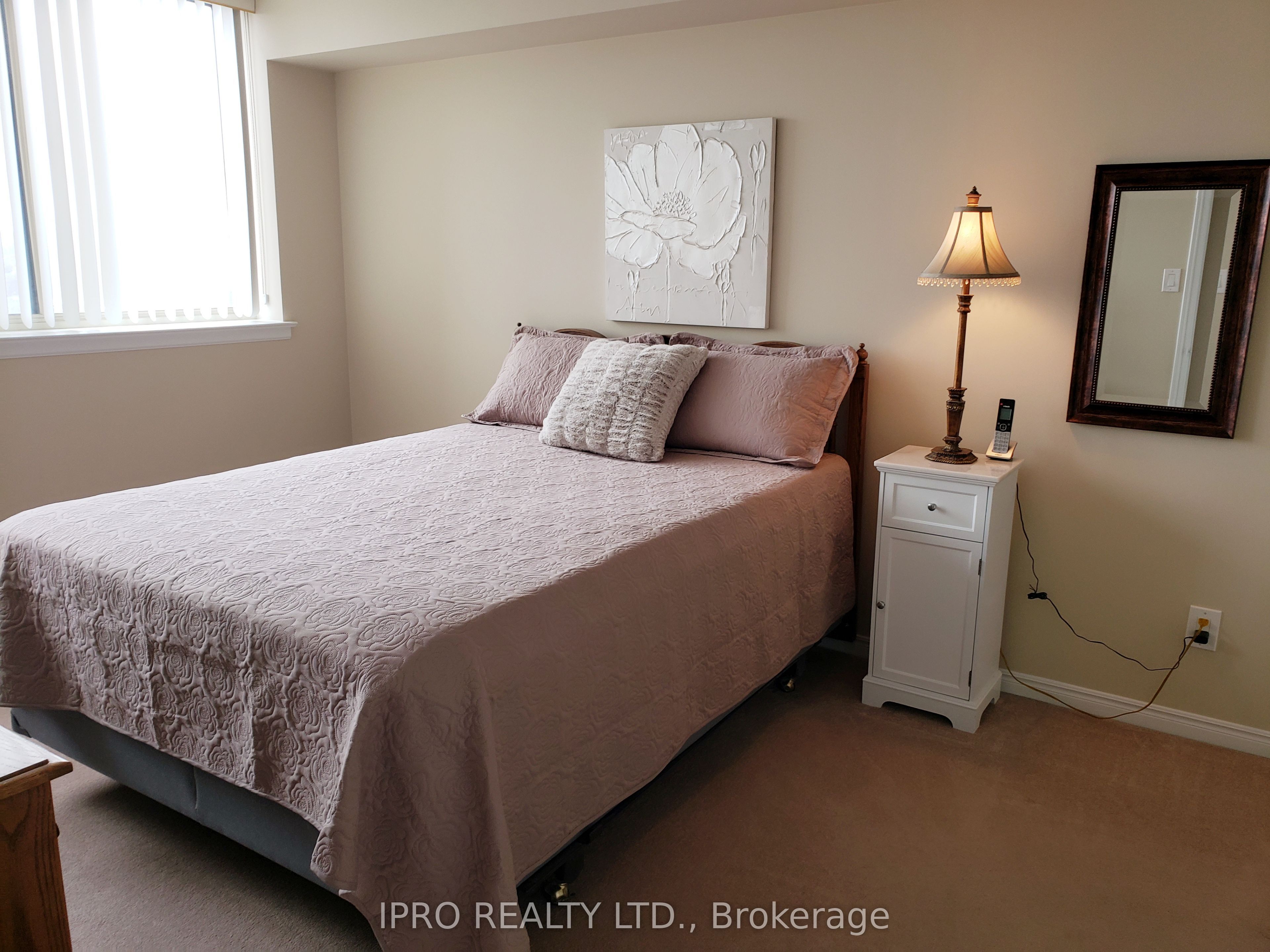 1360 Rathburn Road E 808 Property Photo 22