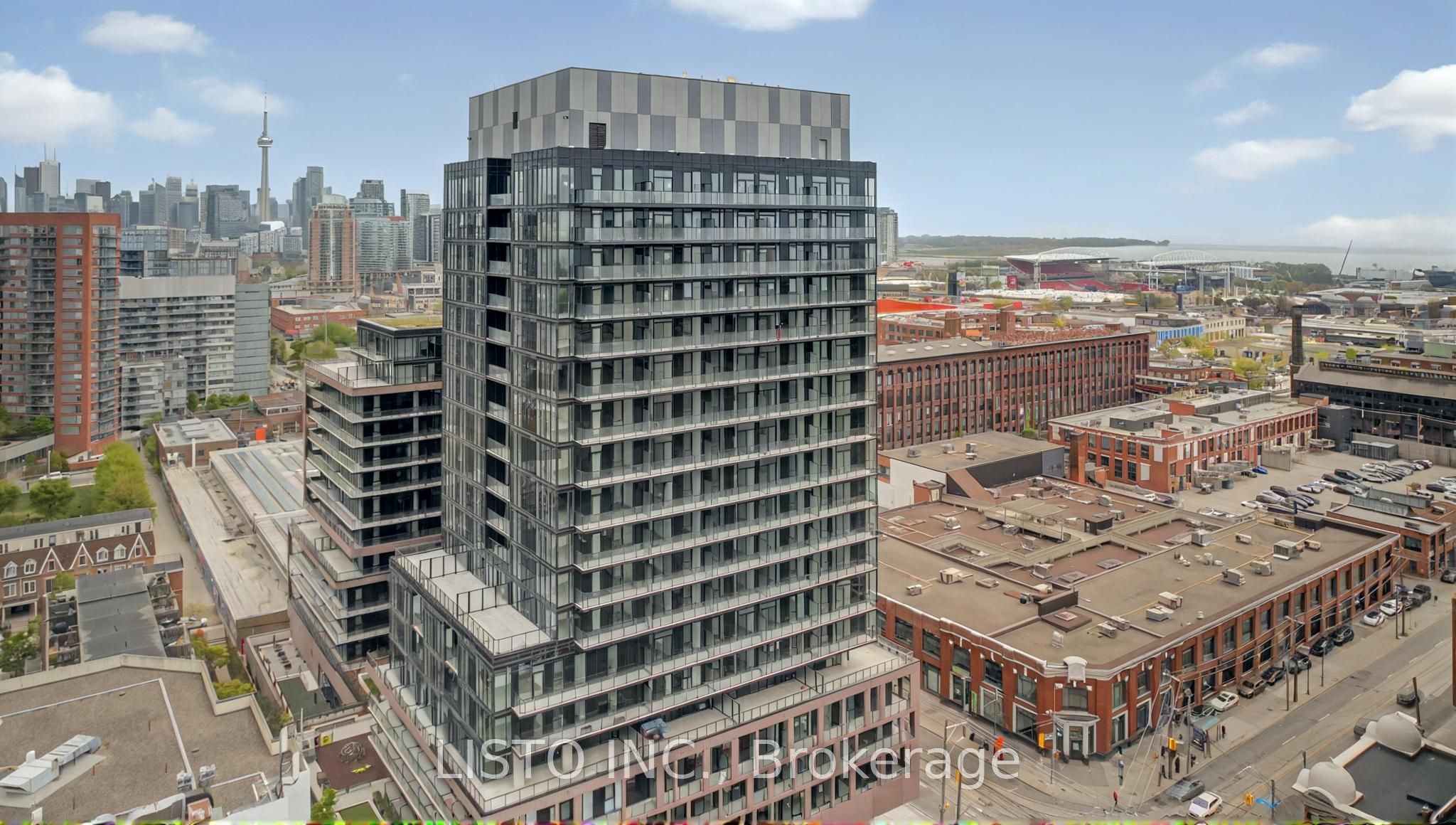 1182 King Street Property Photo