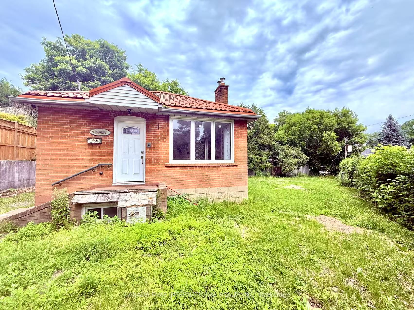 1 Lundy Avenue Property Photo 1