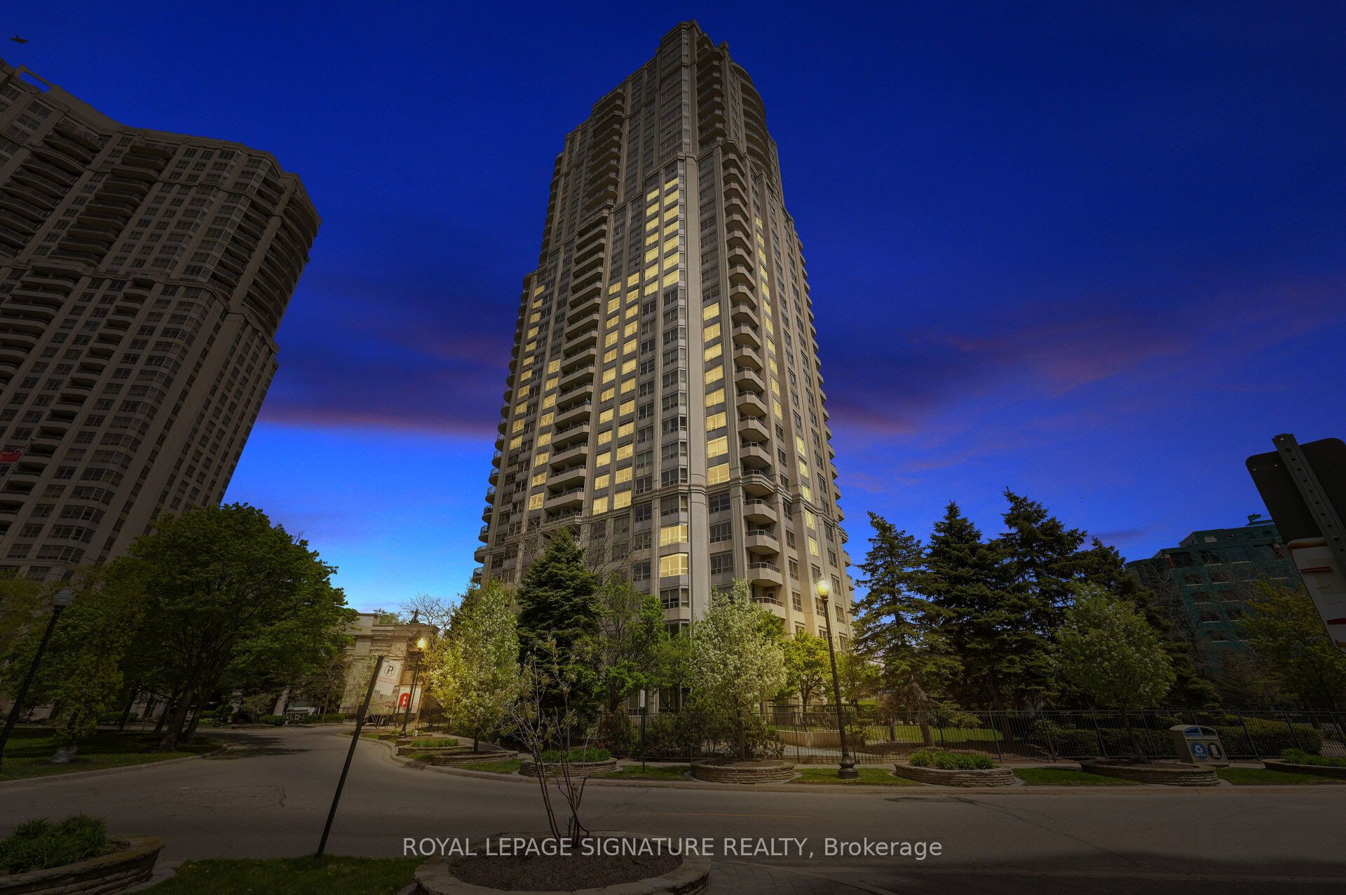 #1126 - 25 Kingsbridge Garden Circle Property Photo 1