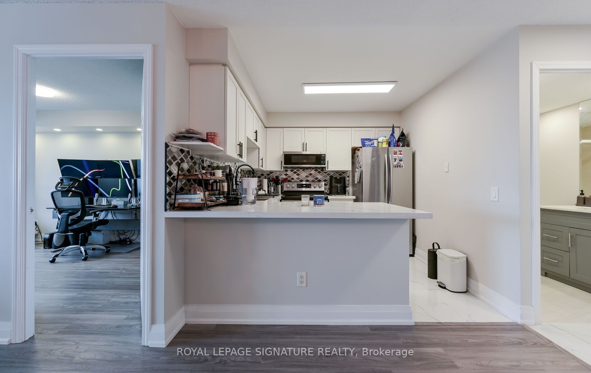 #1126 - 25 Kingsbridge Garden Circle Property Photo 20