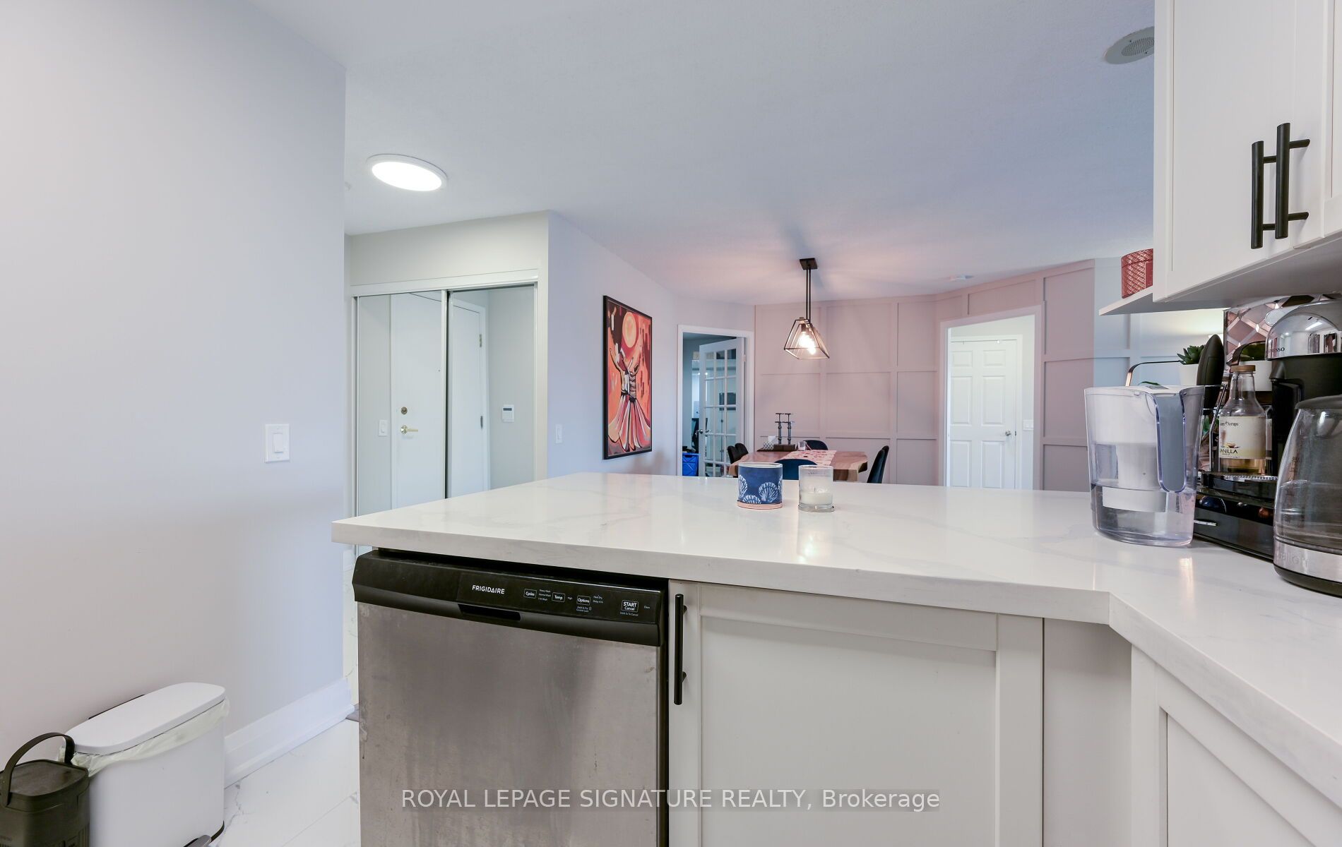 #1126 - 25 Kingsbridge Garden Circle Property Photo 23