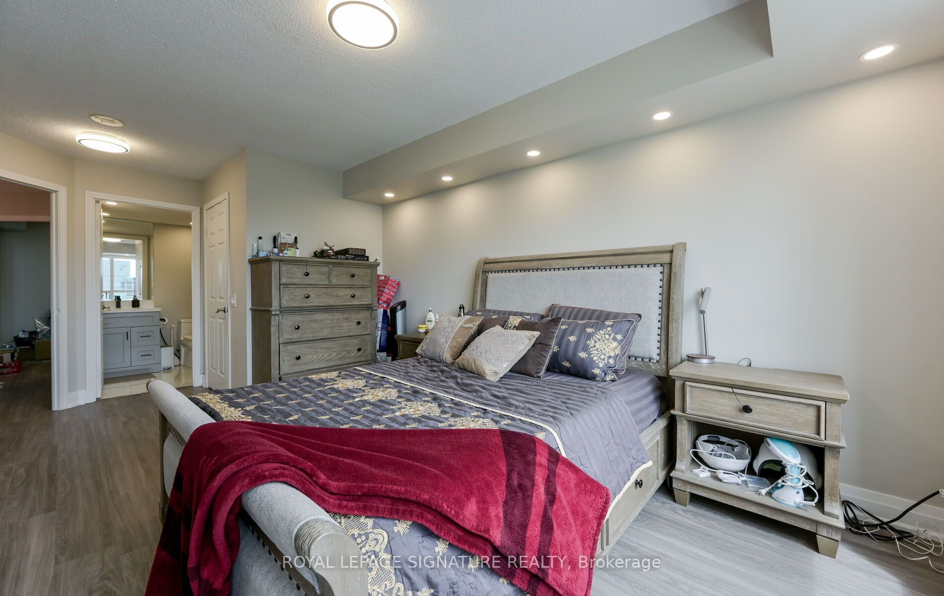 #1126 - 25 Kingsbridge Garden Circle Property Photo 30