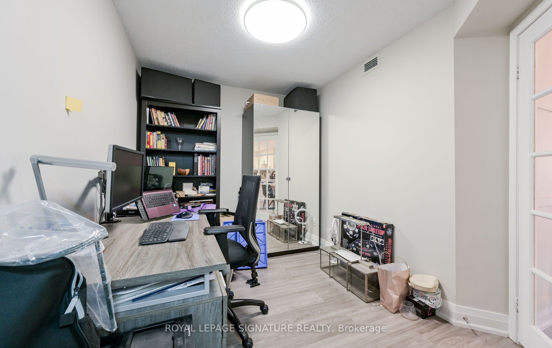 #1126 - 25 Kingsbridge Garden Circle Property Photo 38