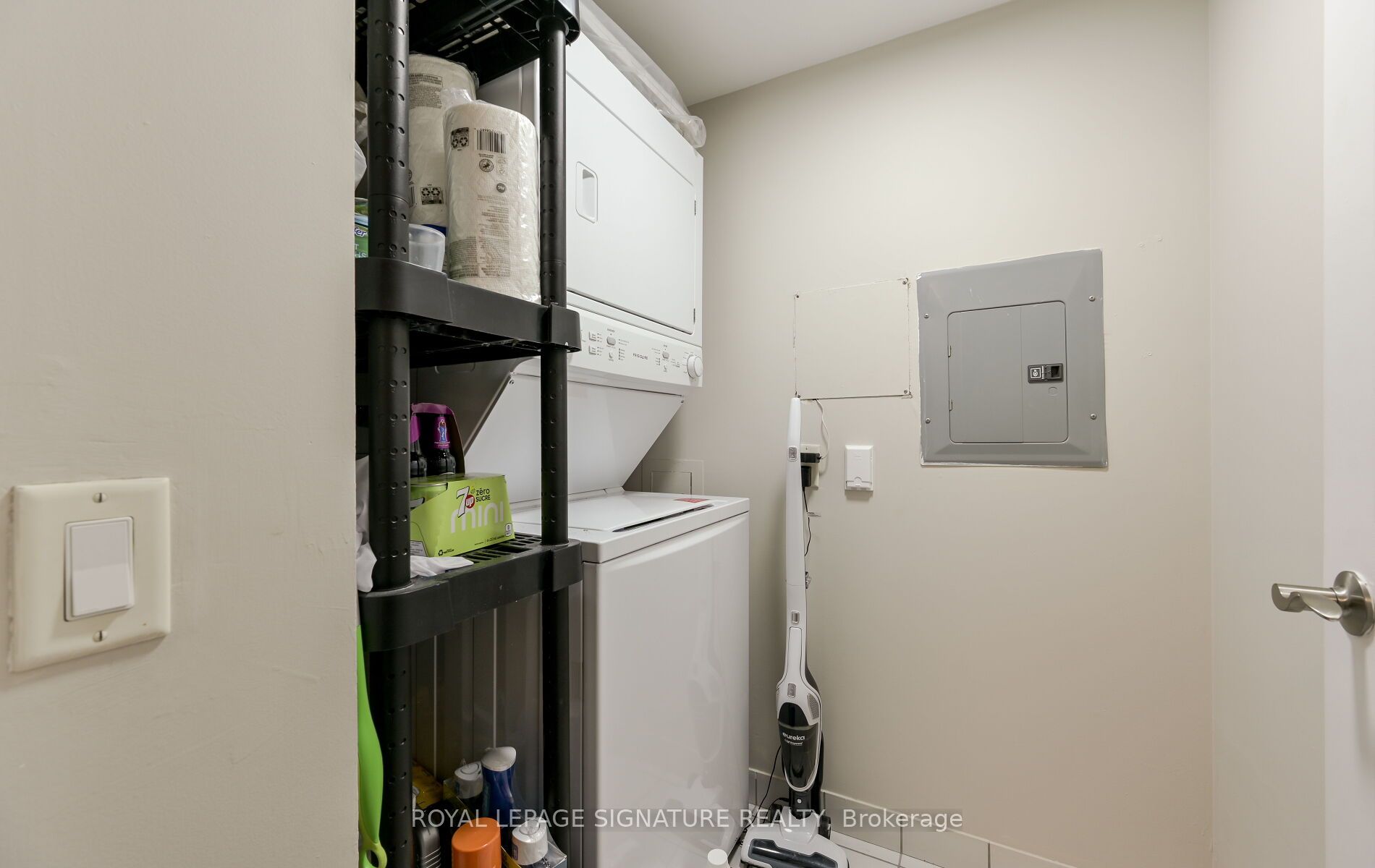#1126 - 25 Kingsbridge Garden Circle Property Photo 39