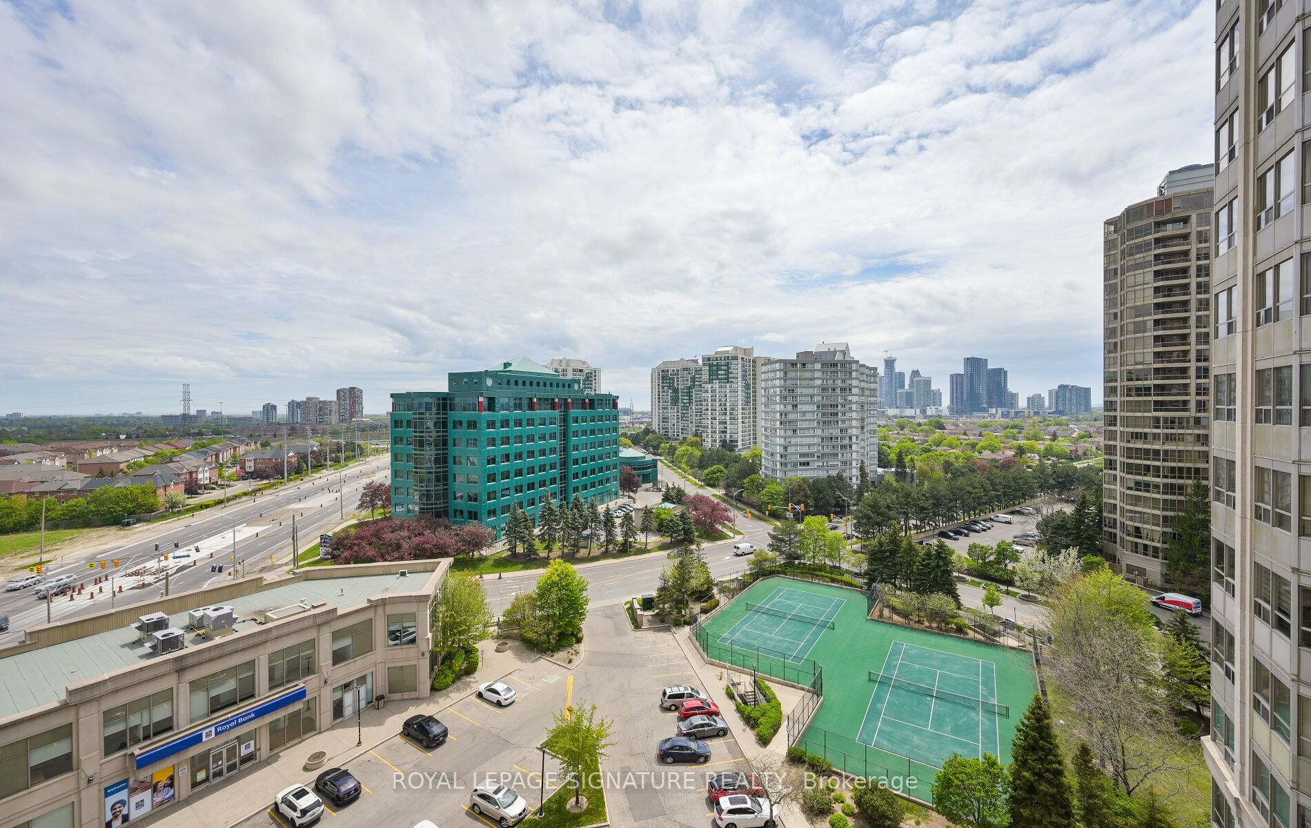 #1126 - 25 Kingsbridge Garden Circle Property Photo 43